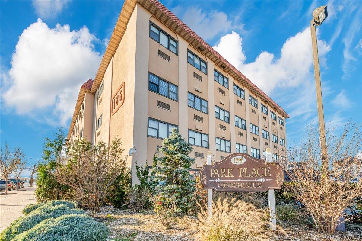 185 W Park Avenue # 209, Long Beach, NY 11561