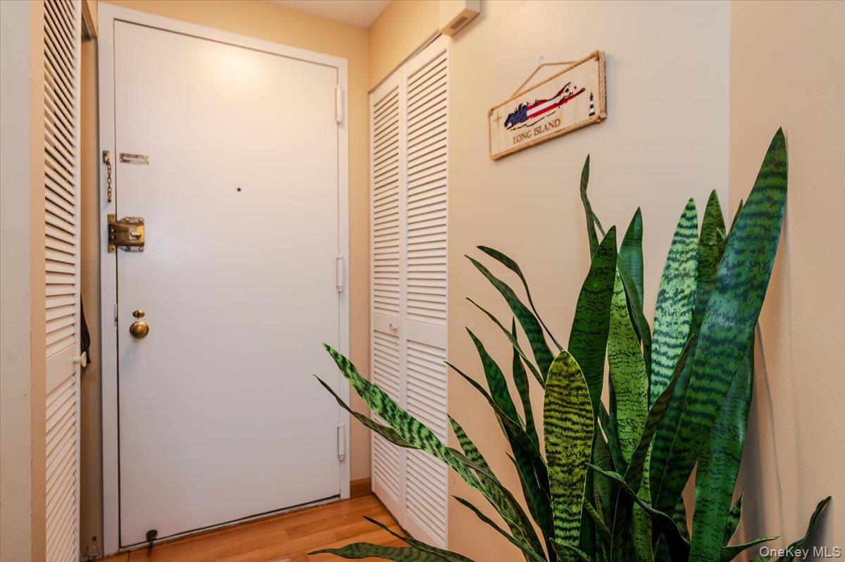 185 W Park Avenue # 209, Long Beach, NY 11561