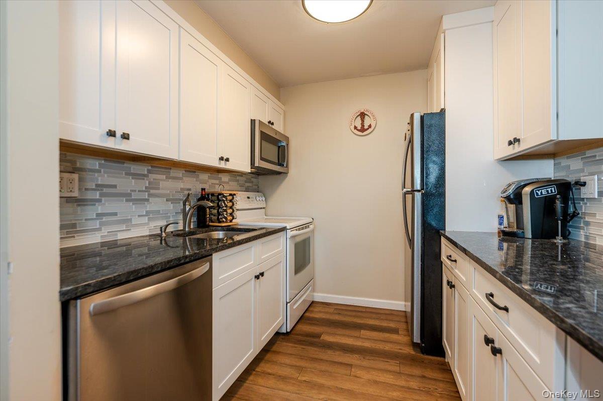 185 W Park Avenue # 209, Long Beach, NY 11561