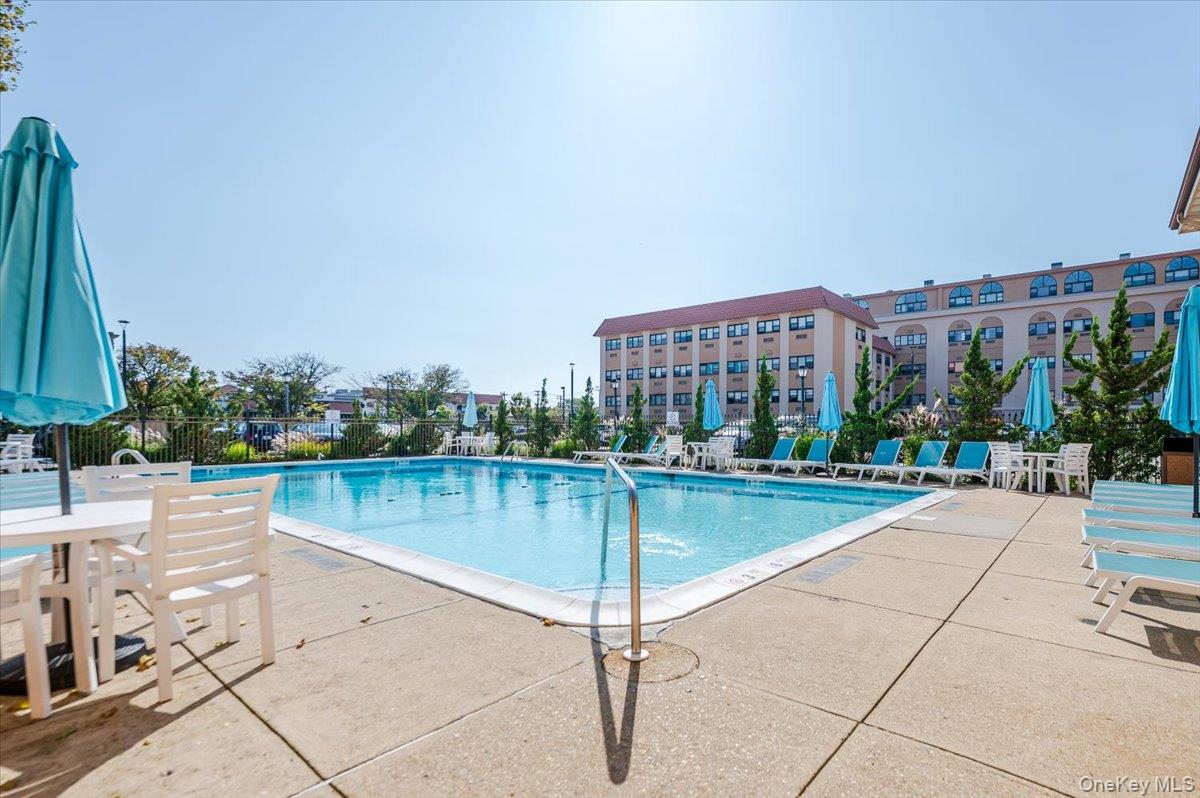 185 W Park Avenue # 209, Long Beach, NY 11561