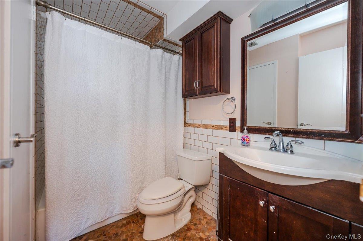 185 W Park Avenue # 209, Long Beach, NY 11561