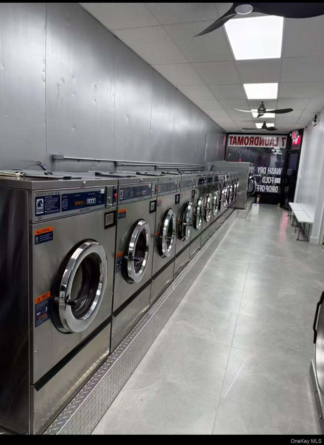 14244 Roosevelt Avenue, Flushing, NY 11354