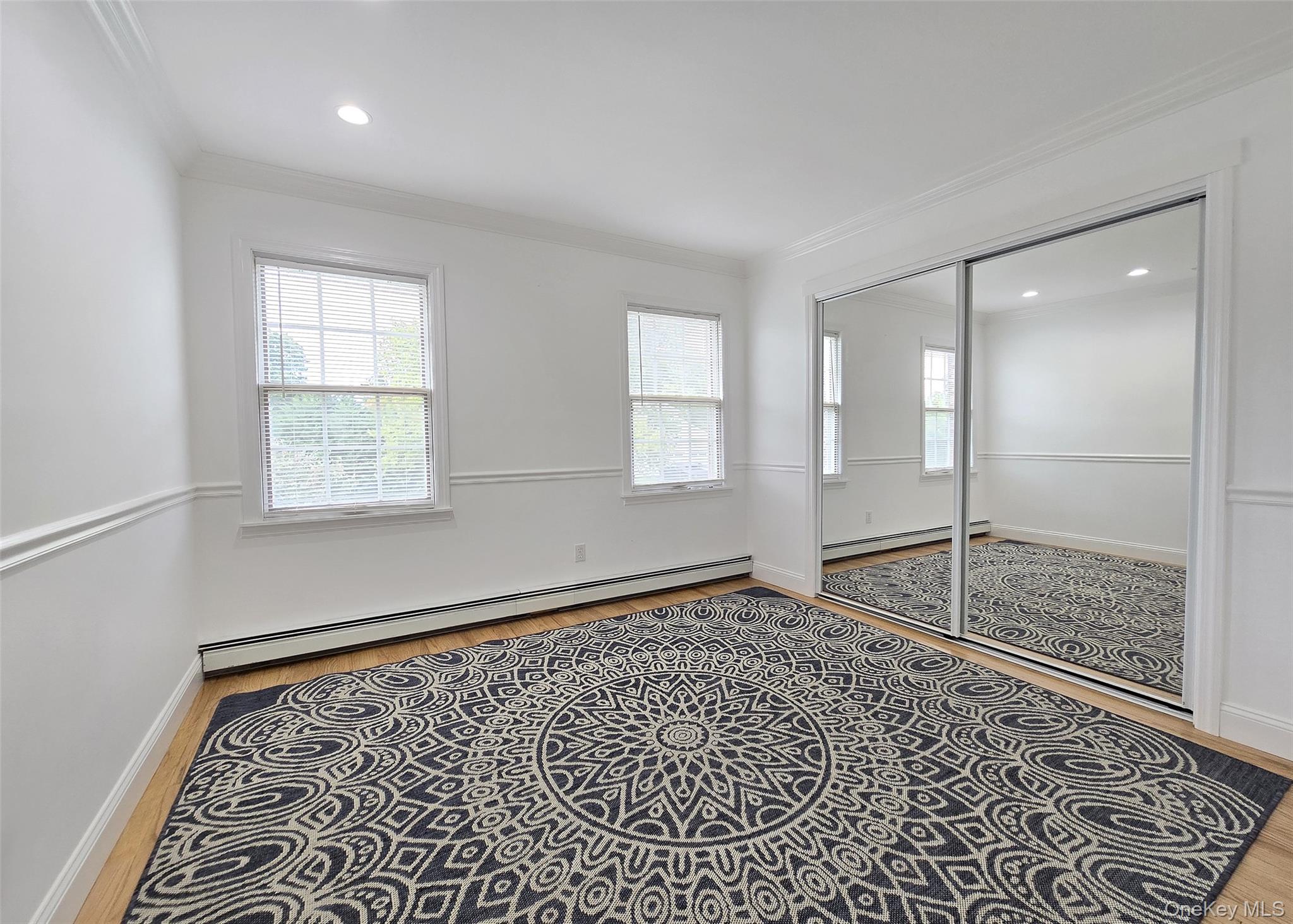 21 Durham Place, Lake Grove, NY 11755