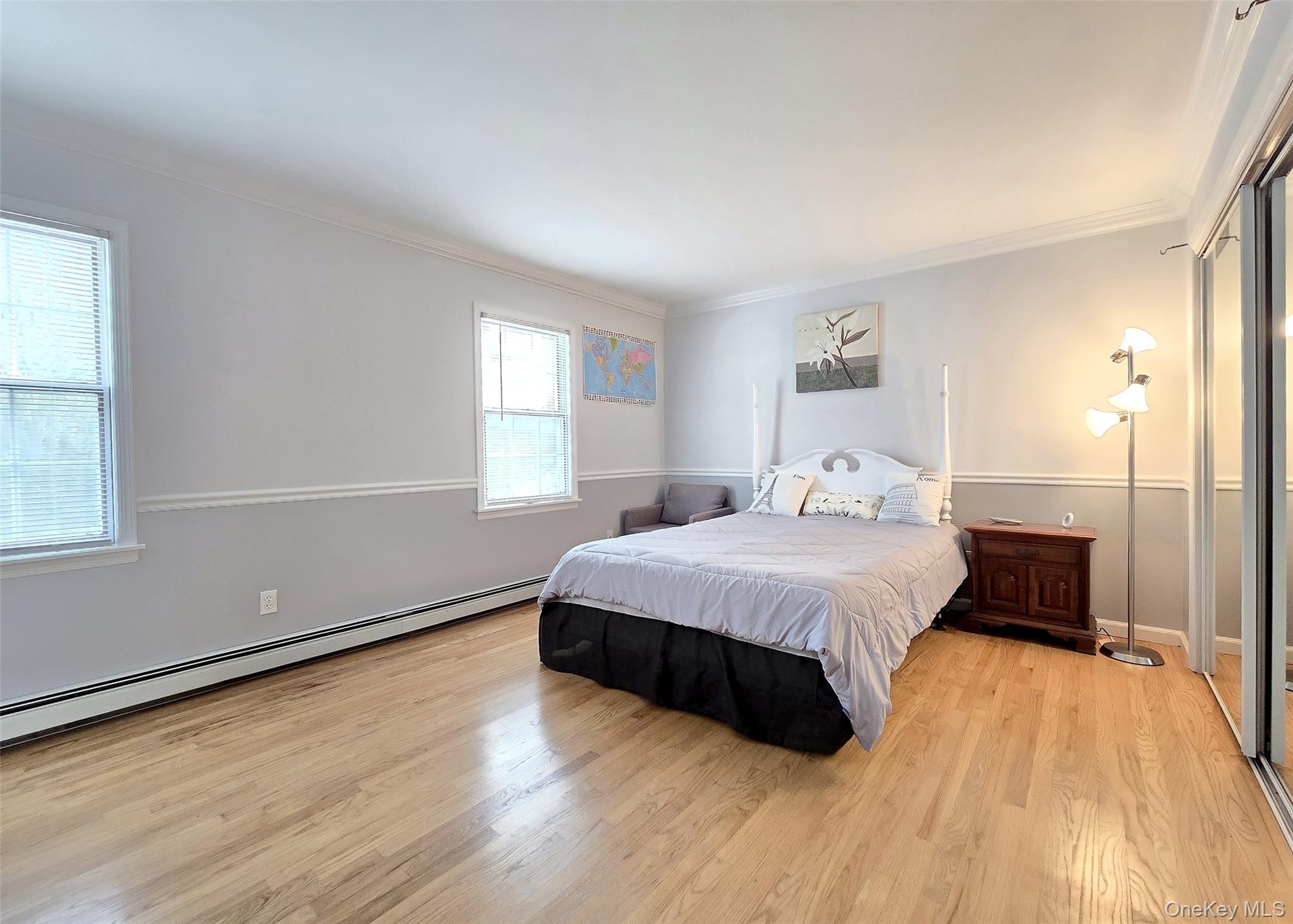 21 Durham Place, Lake Grove, NY 11755