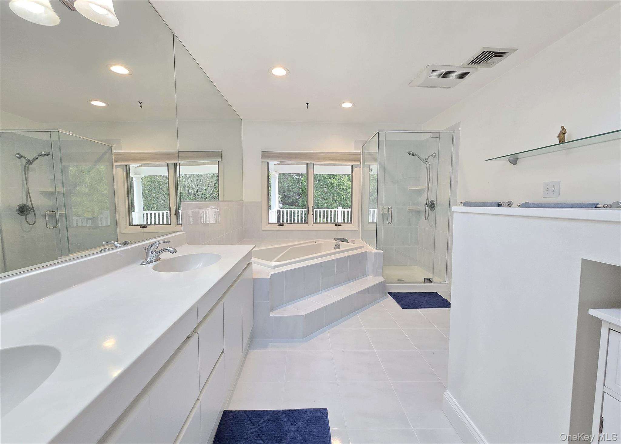 21 Durham Place, Lake Grove, NY 11755