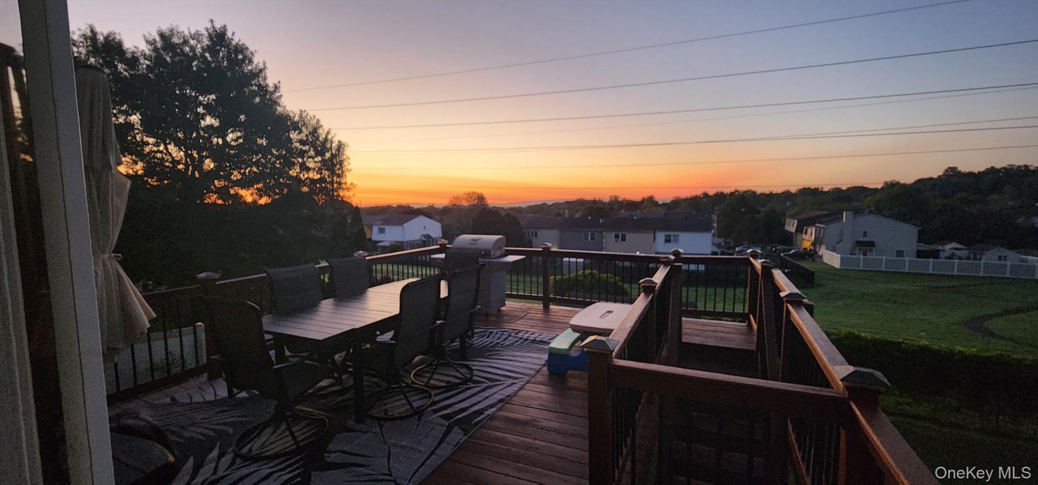 33 Red Barn Lane, Middletown, NY 10940