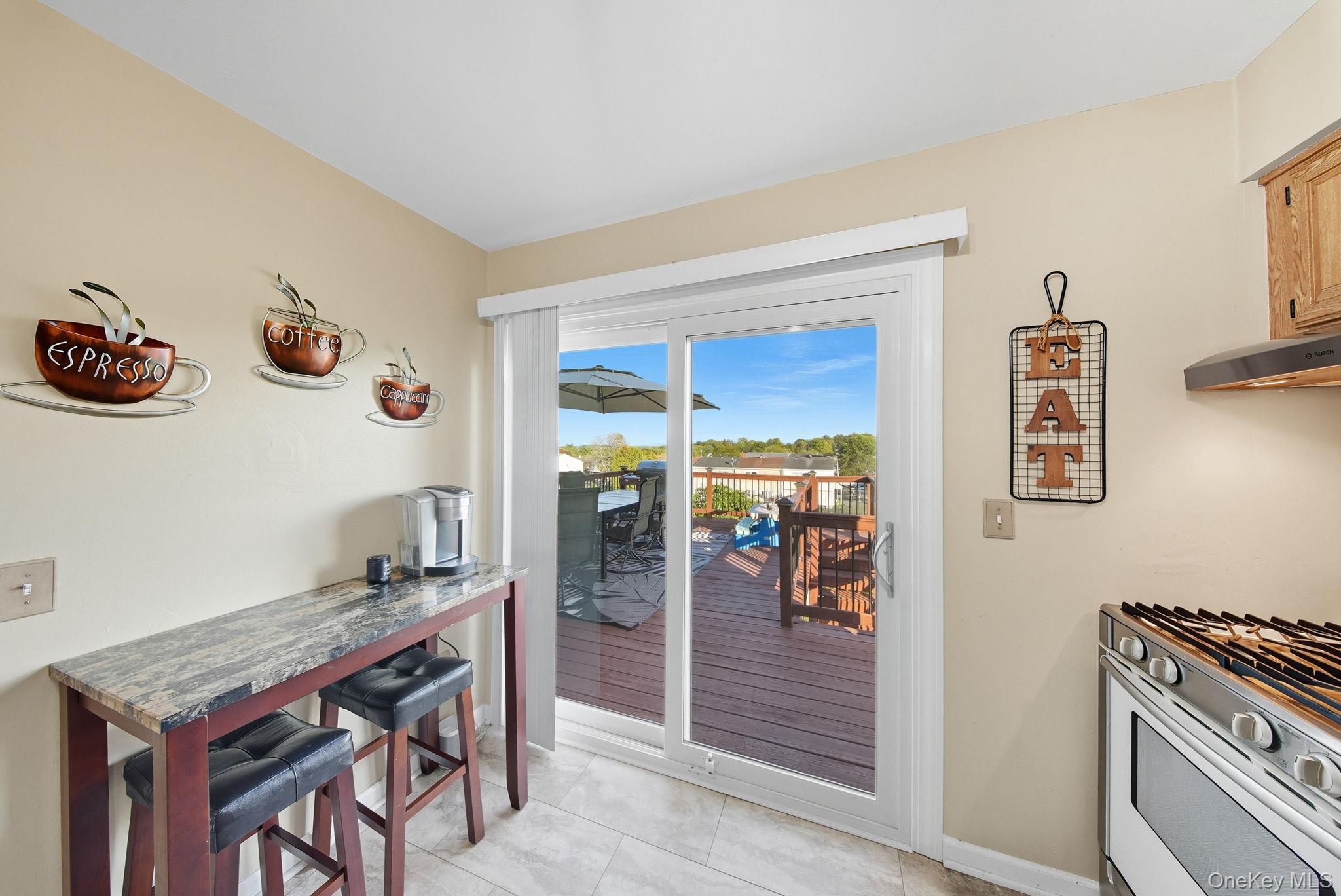 33 Red Barn Lane, Middletown, NY 10940