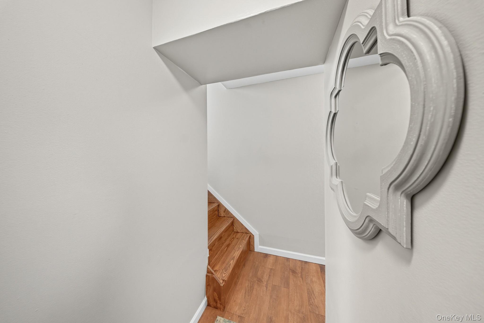 33 Red Barn Lane, Middletown, NY 10940