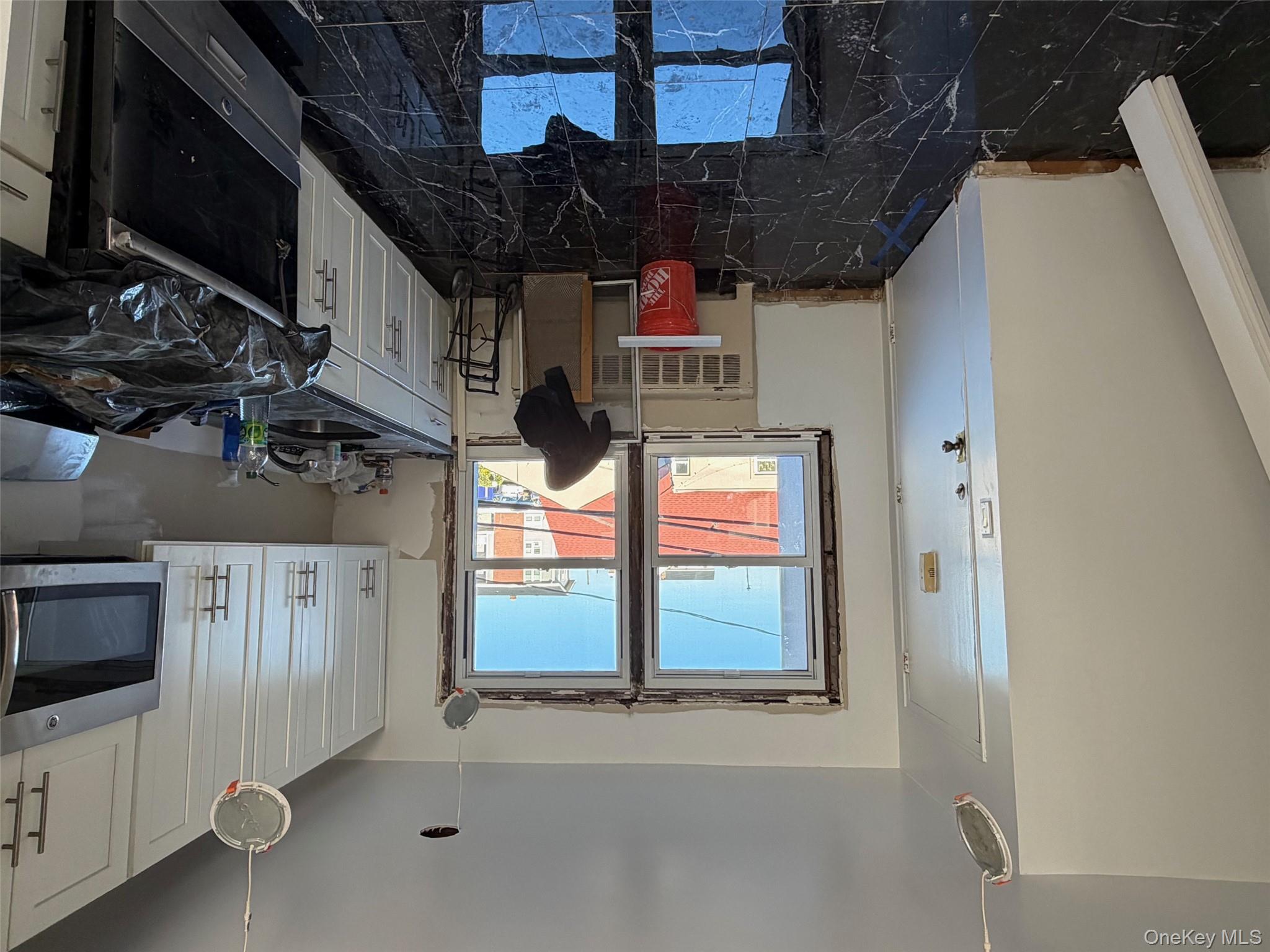 830 E Broadway # 208, Long Beach, NY 11561