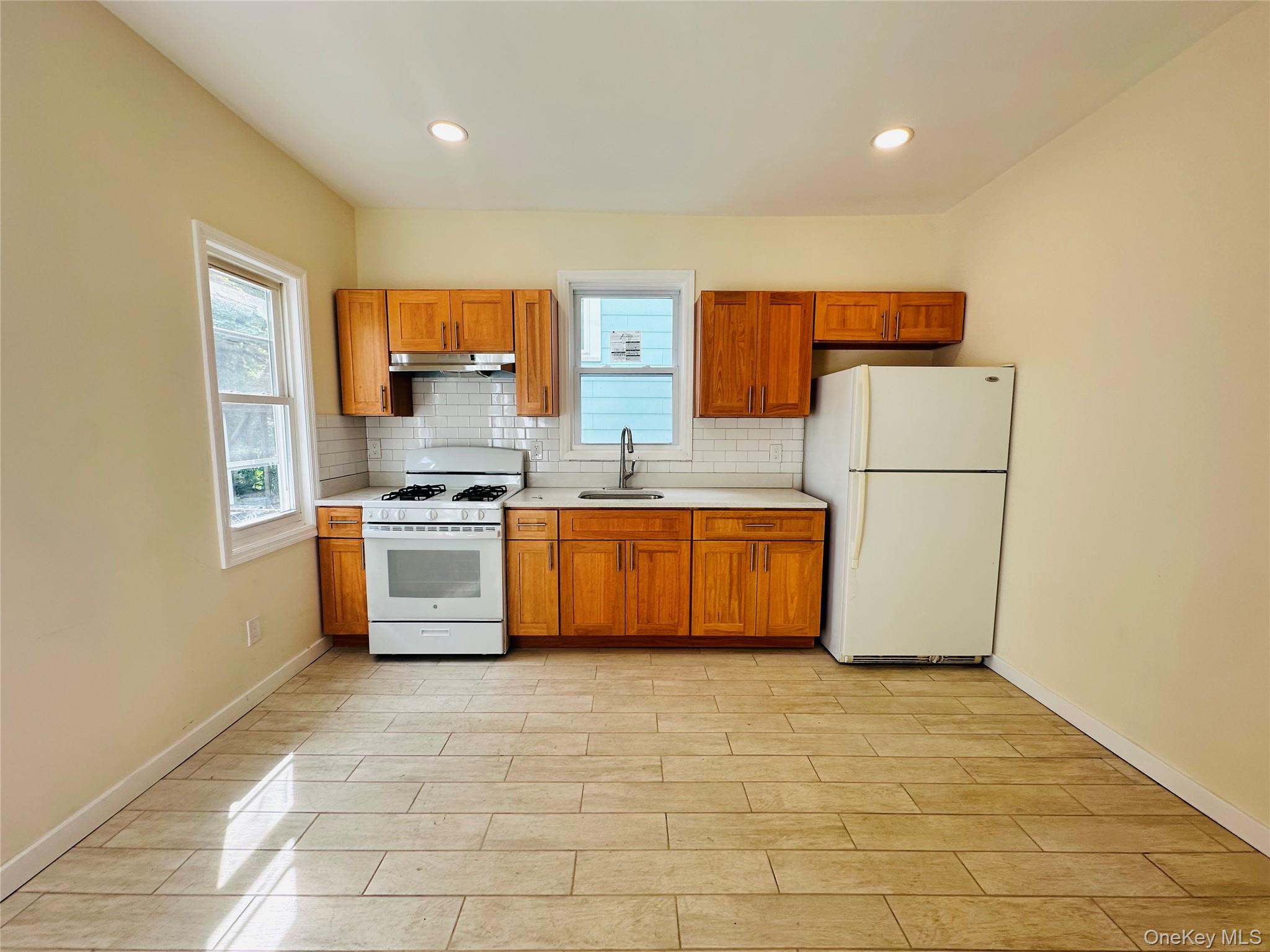 71 N Hamilton Street, Poughkeepsie, NY 12601