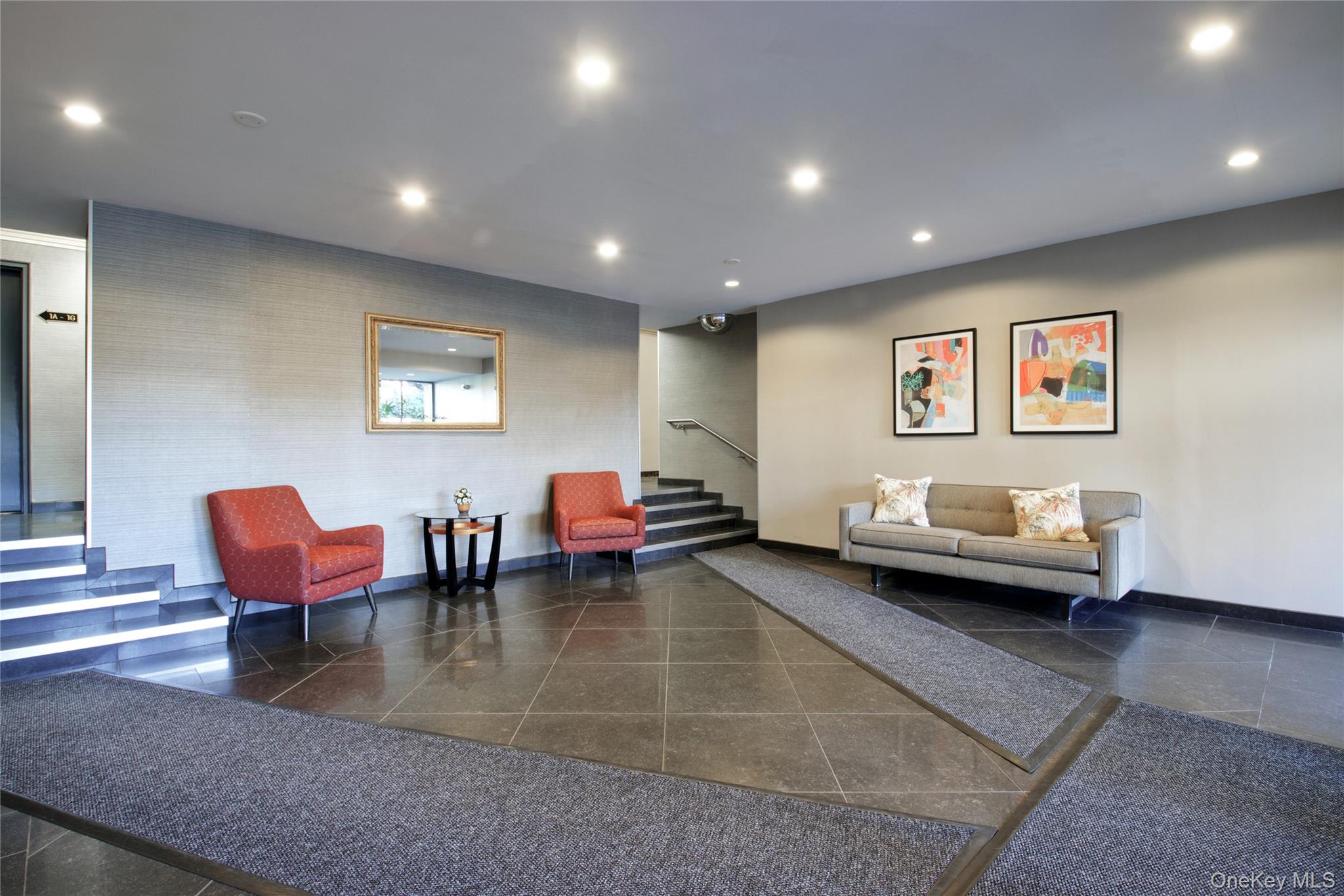 3 Birchwood Court # 2G, Mineola, NY 11501