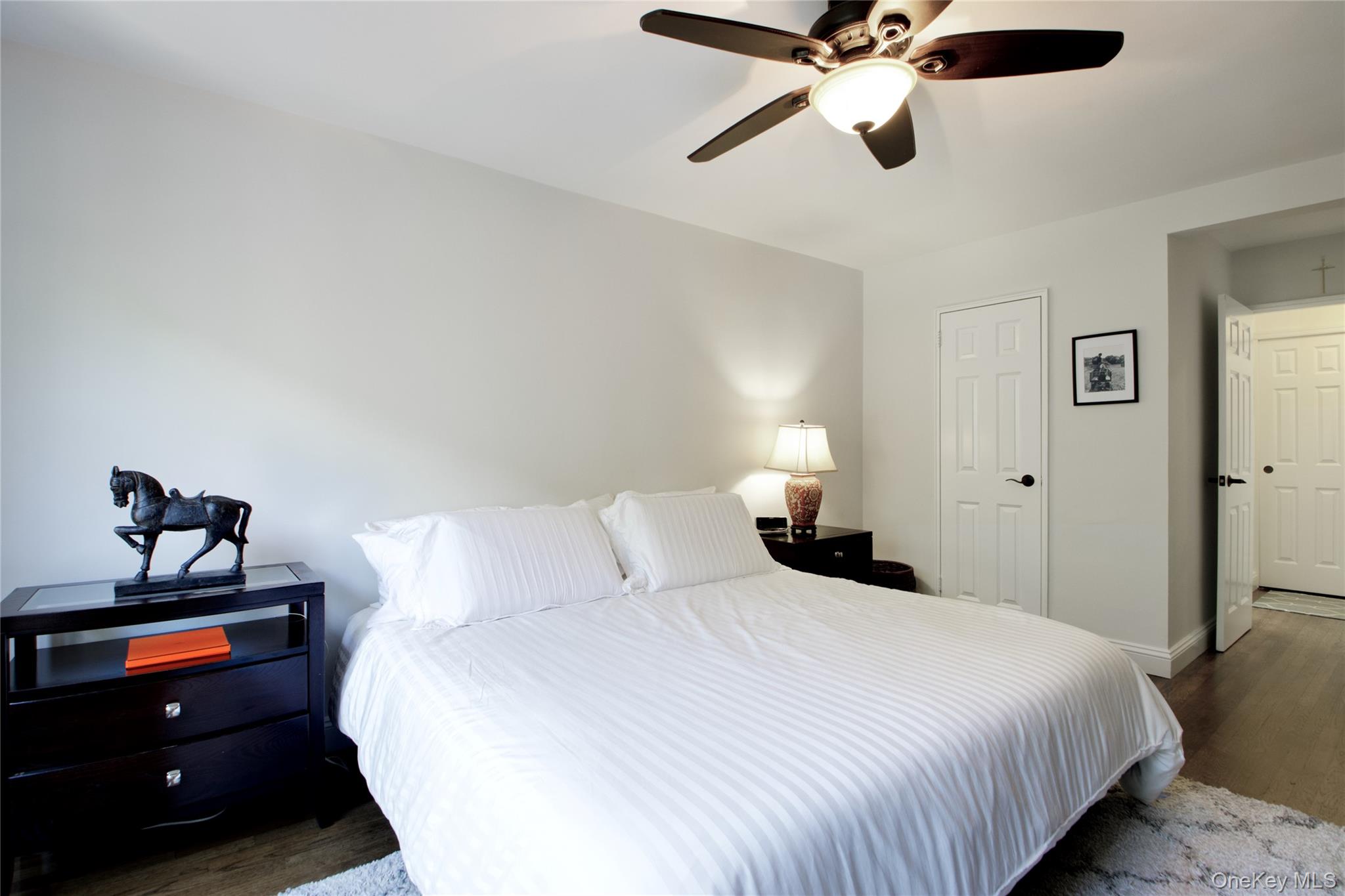 3 Birchwood Court # 2G, Mineola, NY 11501