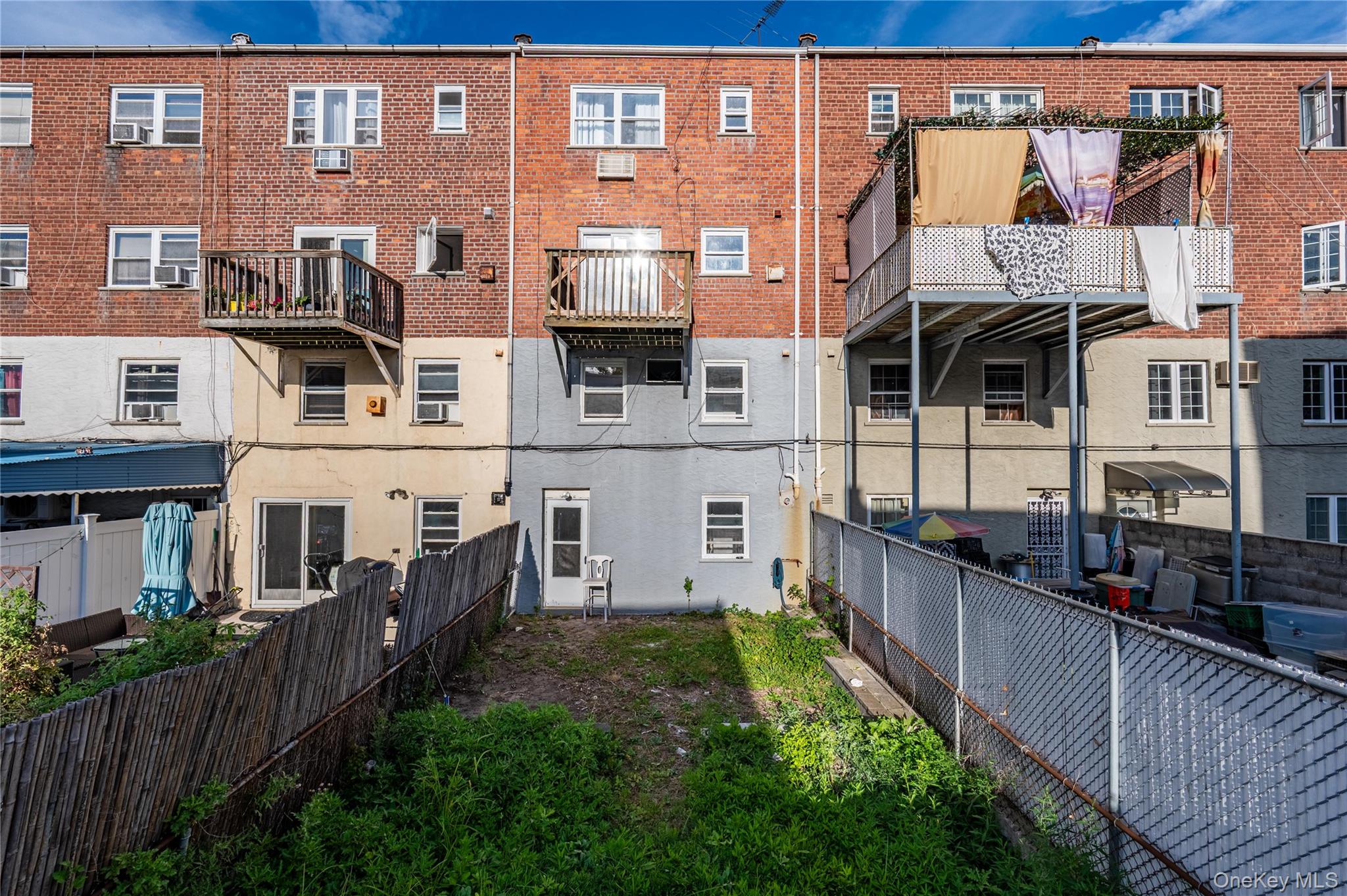 1027 Throggmorton Avenue, Bronx, NY 10465