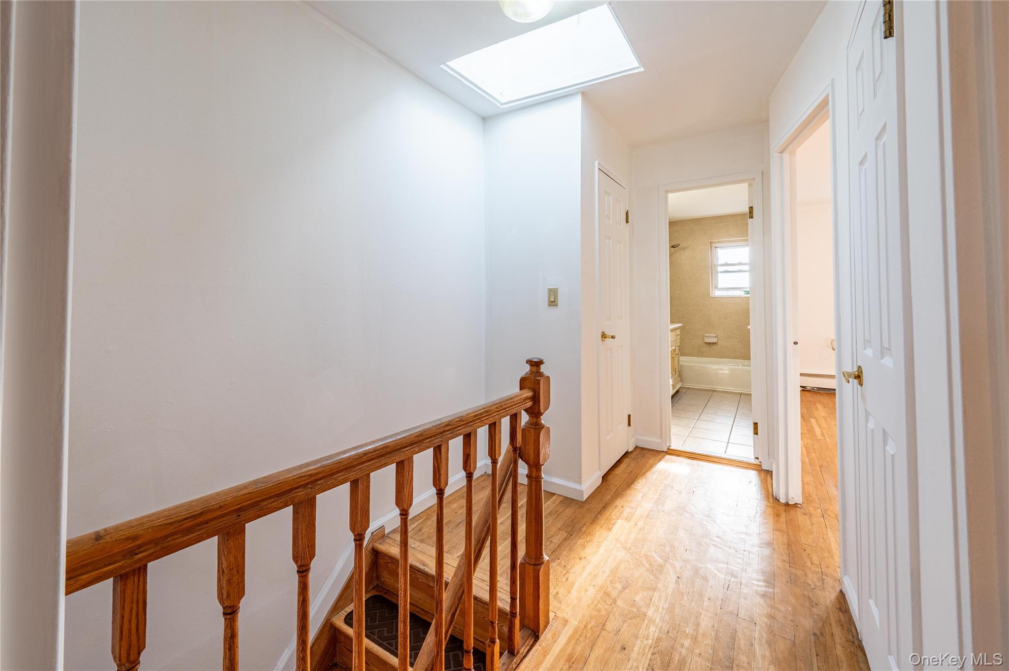 1027 Throggmorton Avenue, Bronx, NY 10465