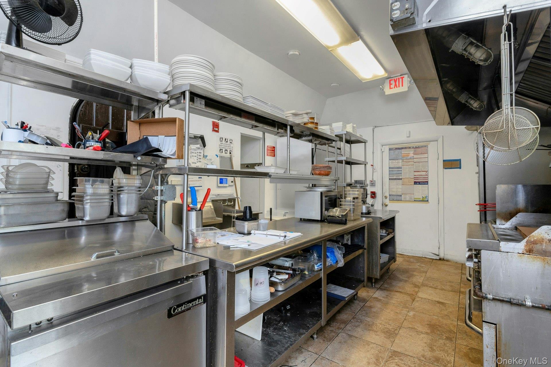 1715 E Main Street, Mohegan Lake, NY 10547