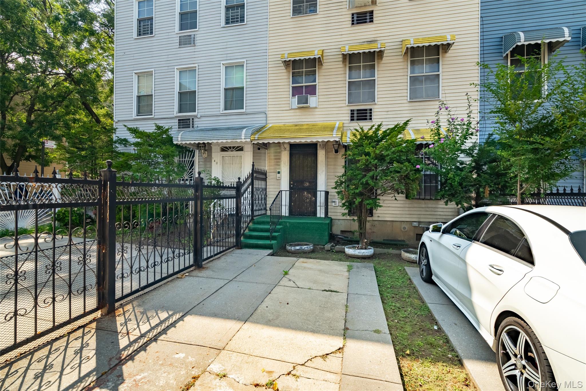 142 W 175th Street, Bronx, NY 10453