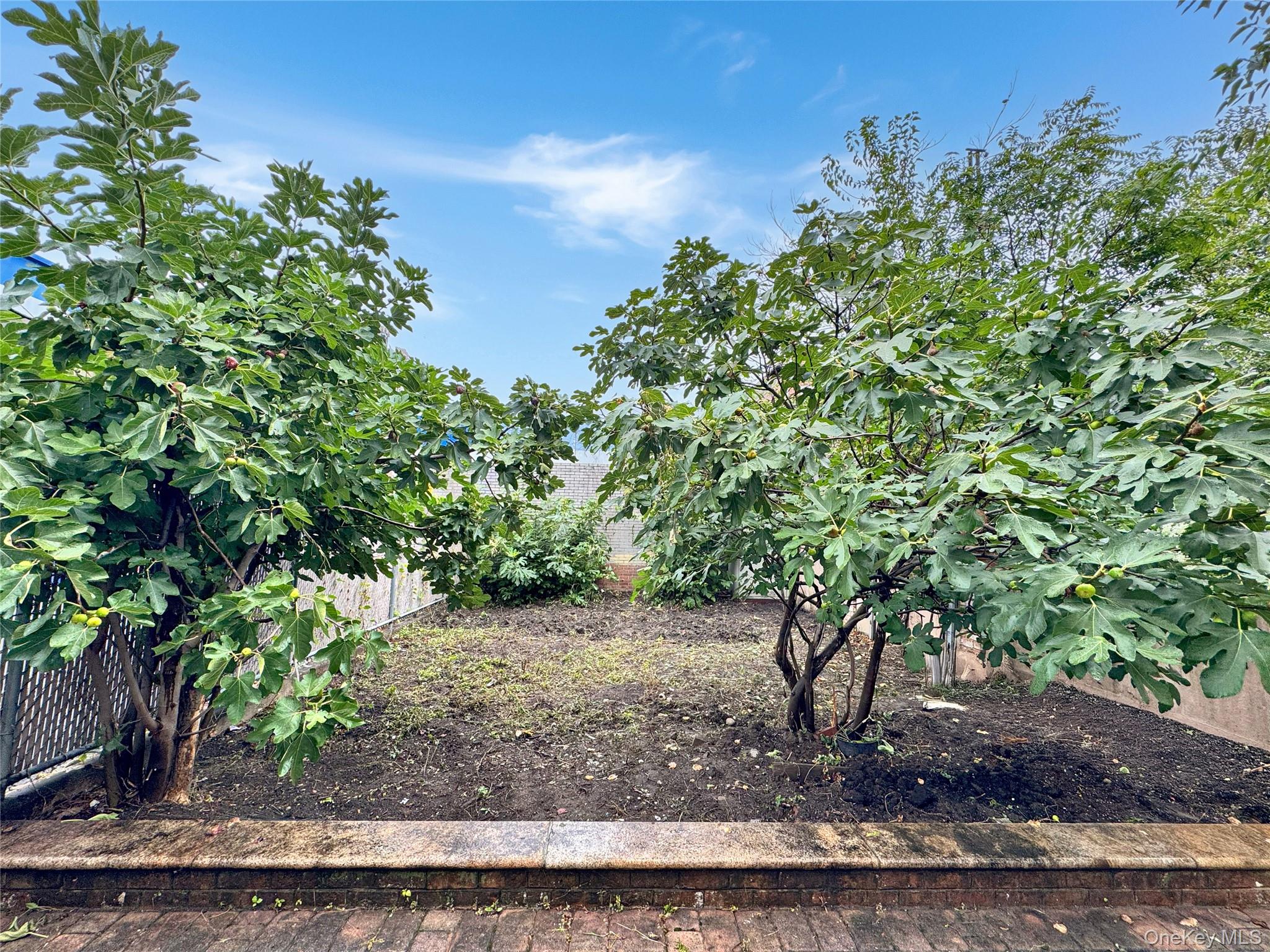 21-05 33rd Avenue, Astoria, NY 11106