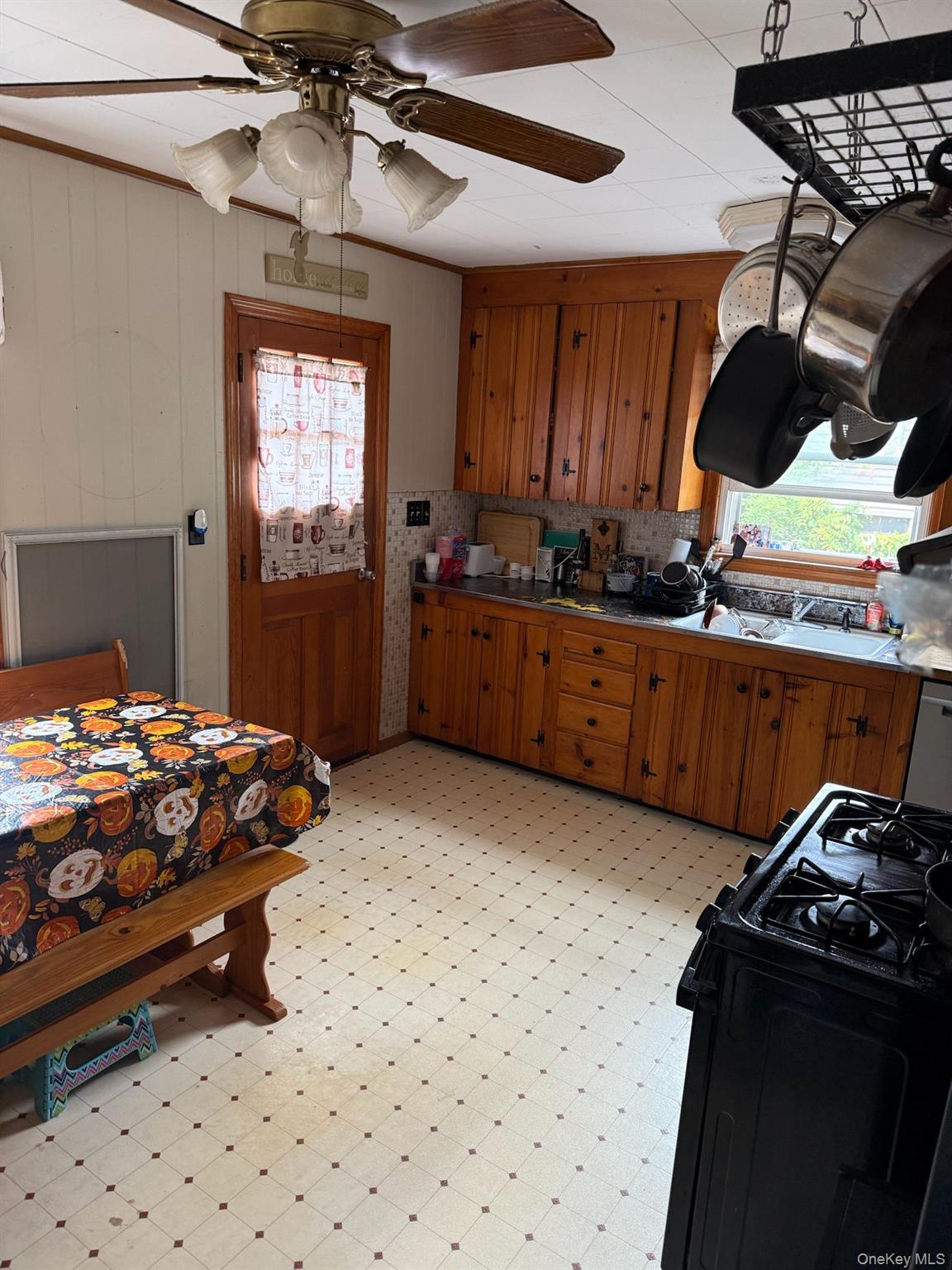 15 Freeland Street, Monroe, NY 10950