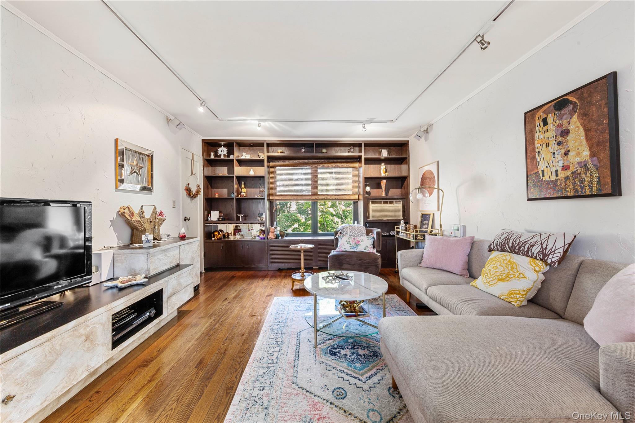 16 terrace Circle # 14C, Great Neck, NY 11021