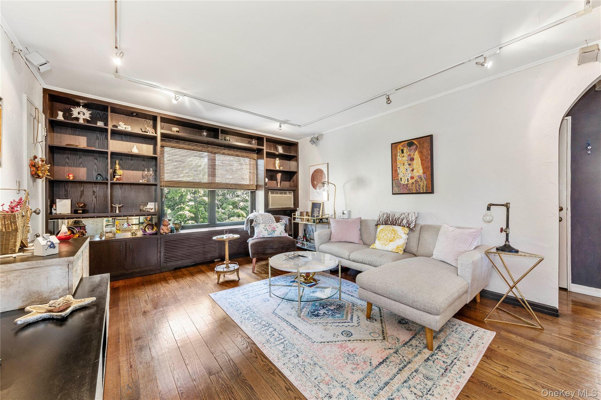 16 terrace Circle # 14C, Great Neck, NY 11021