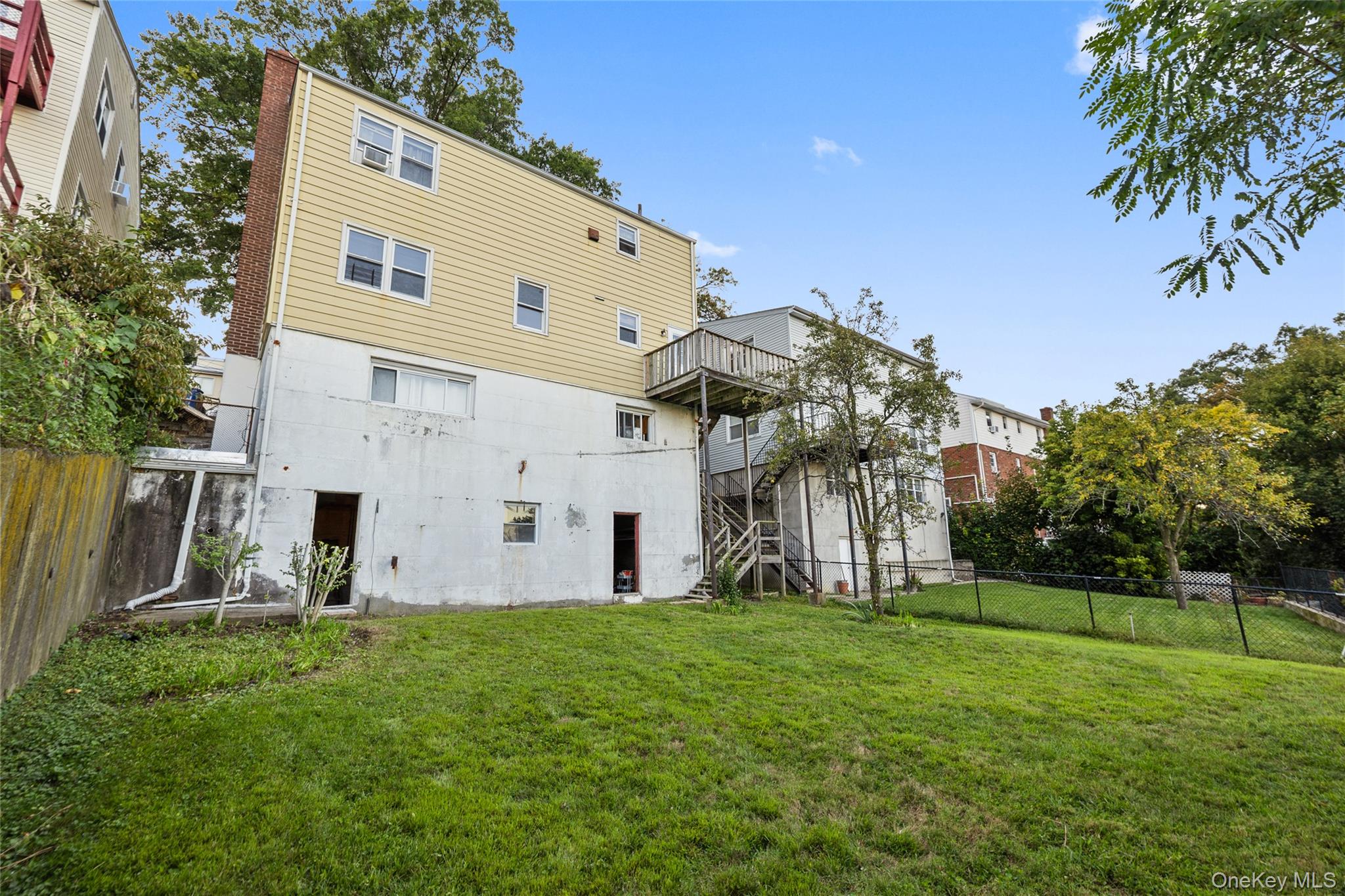 372 Sommerville Place, Yonkers, NY 10703