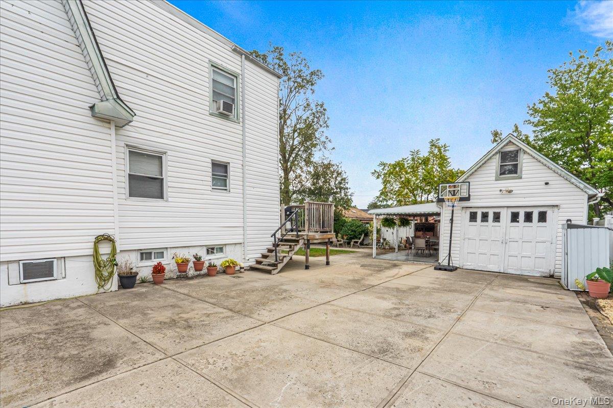 345 Evans Avenue, Elmont, NY 11003