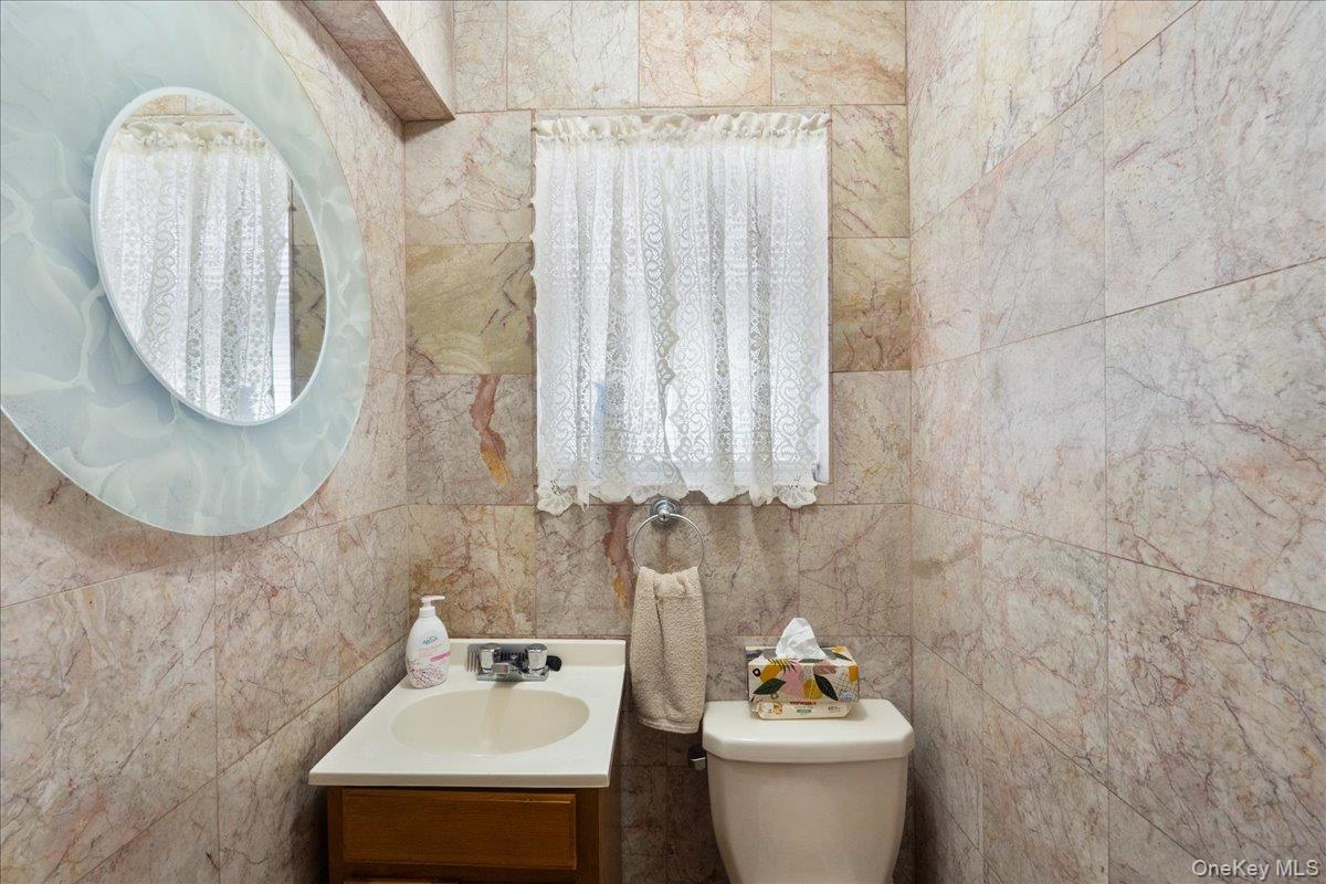 345 Evans Avenue, Elmont, NY 11003