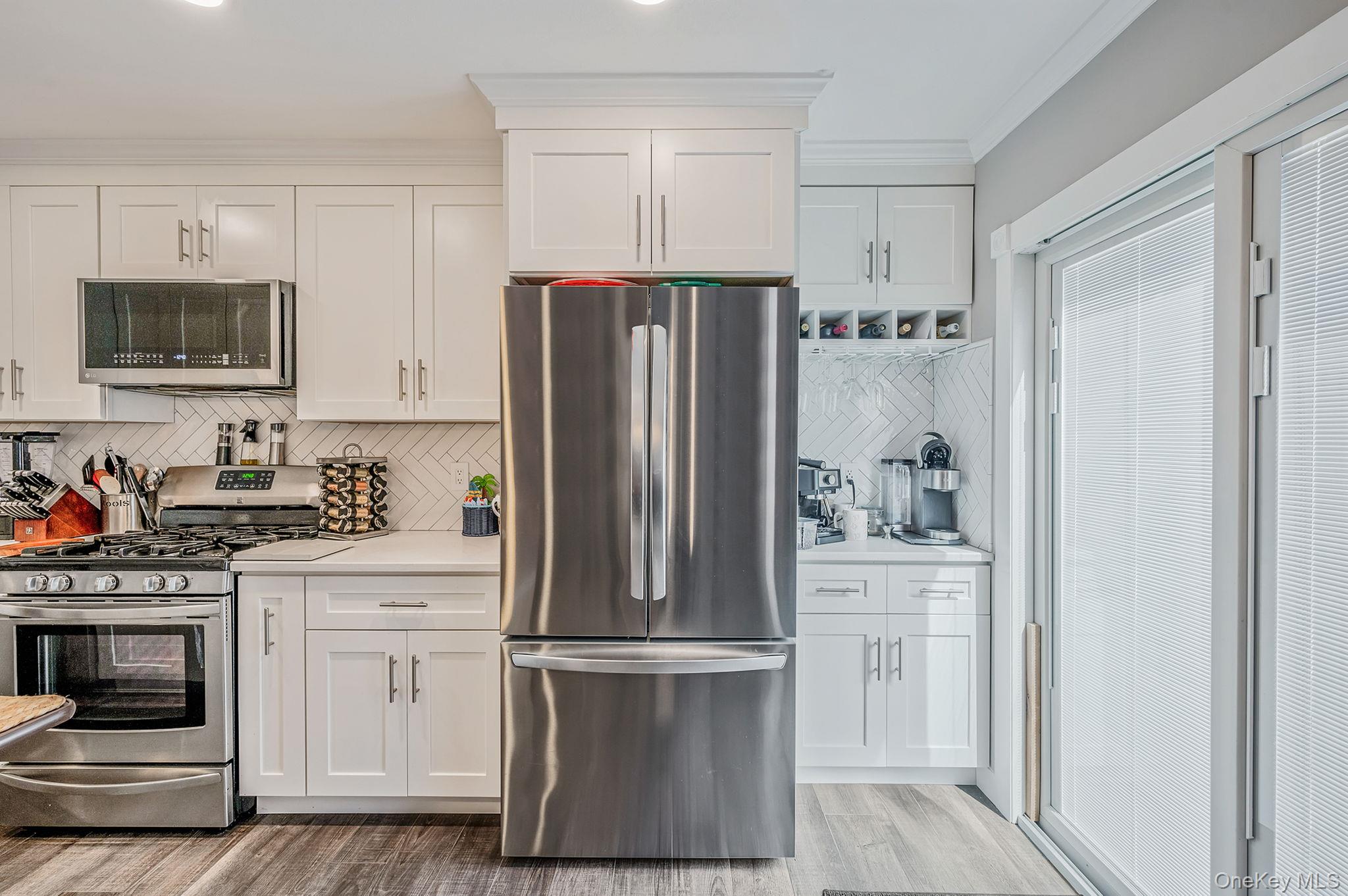 460 Old Town Rd # 7G, Port Jefferson Station, NY 11776