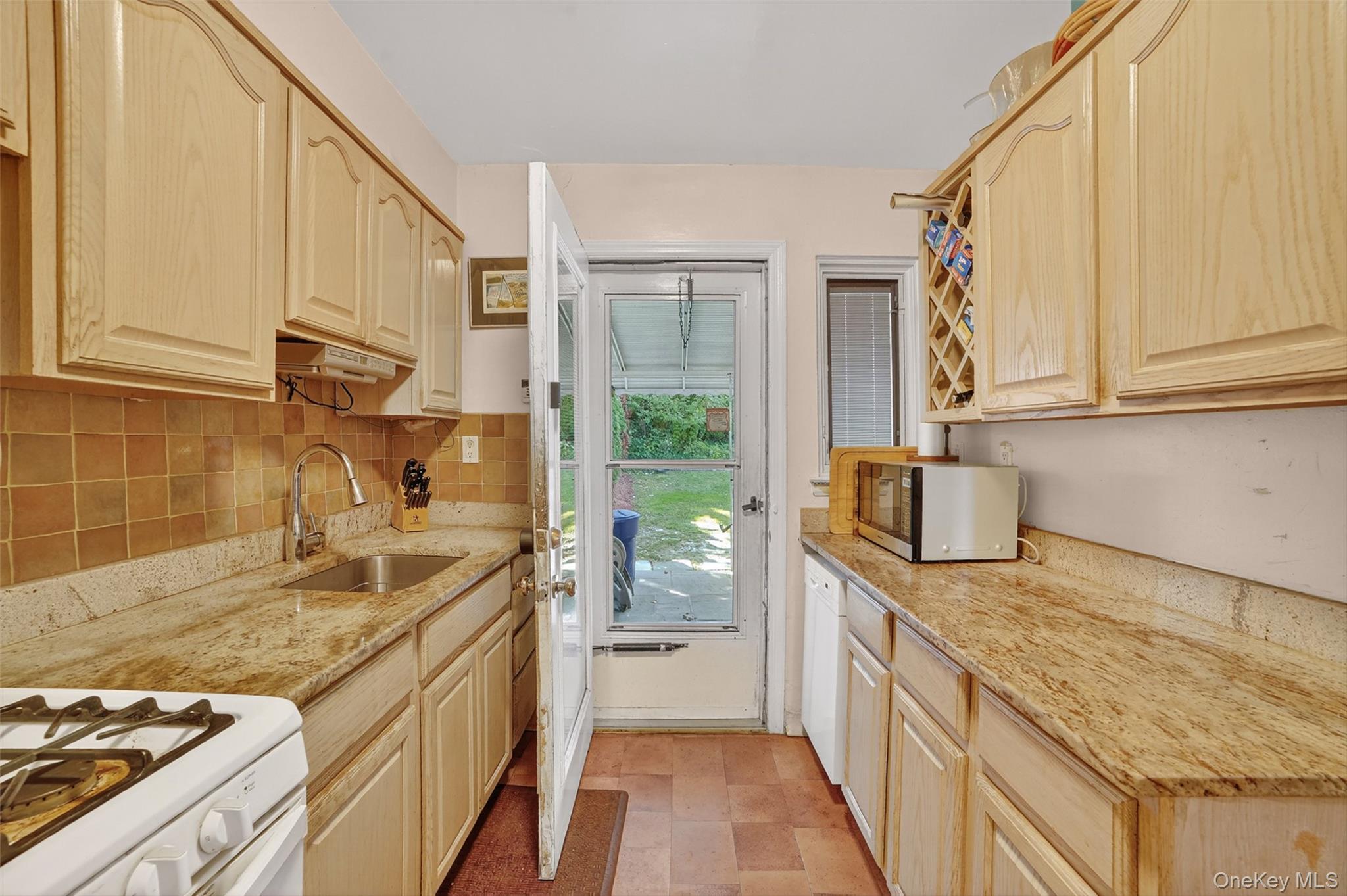 102 Clinton Avenue, New Rochelle, NY 10801