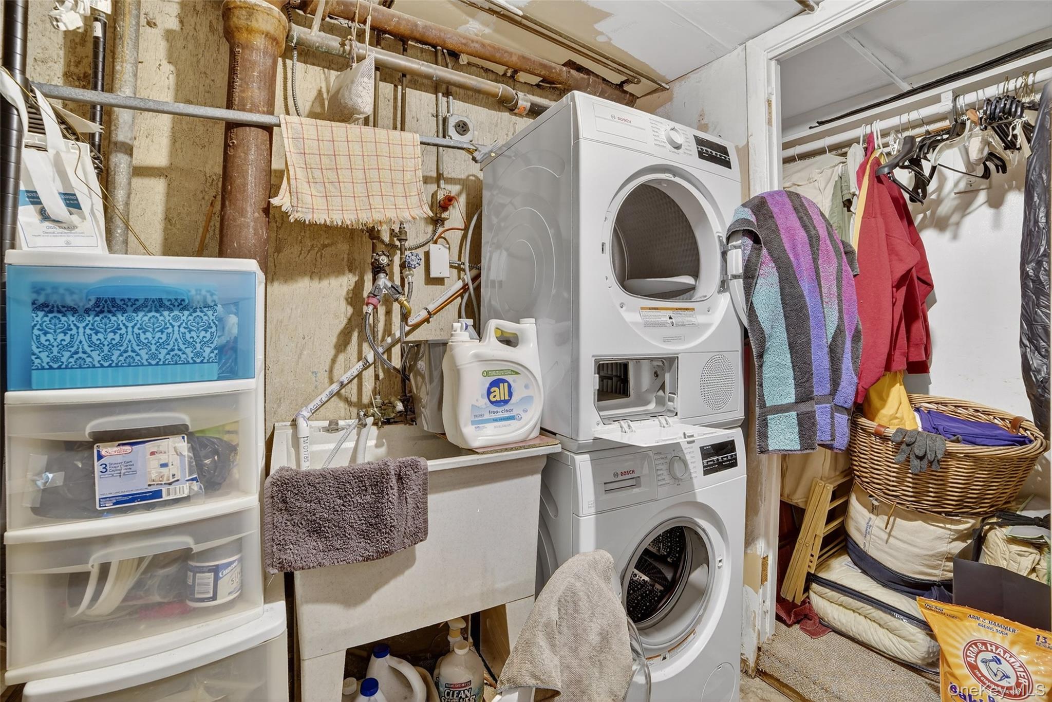 102 Clinton Avenue, New Rochelle, NY 10801