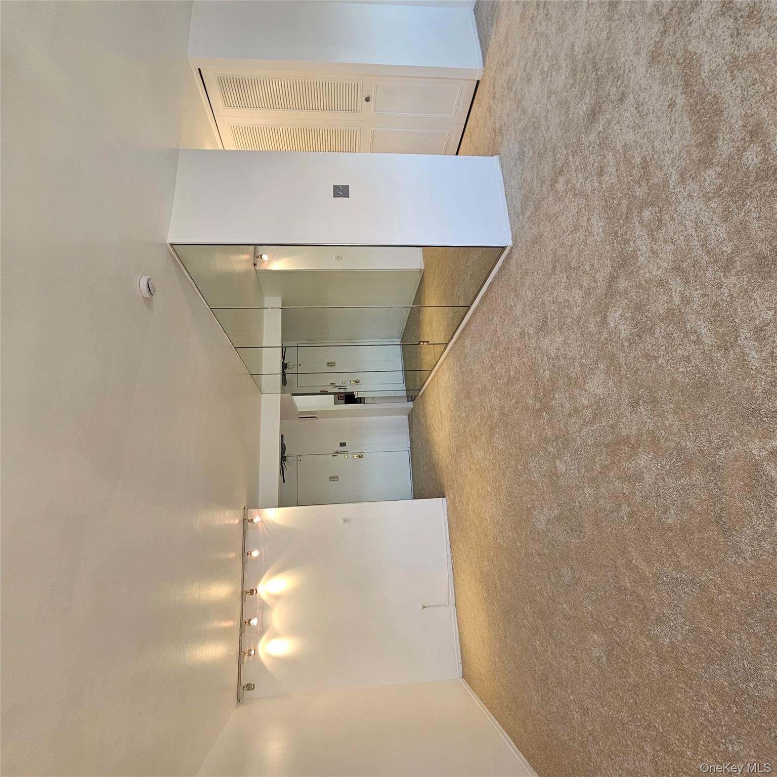 20 Wendell Street # E2, Hempstead, NY 11550