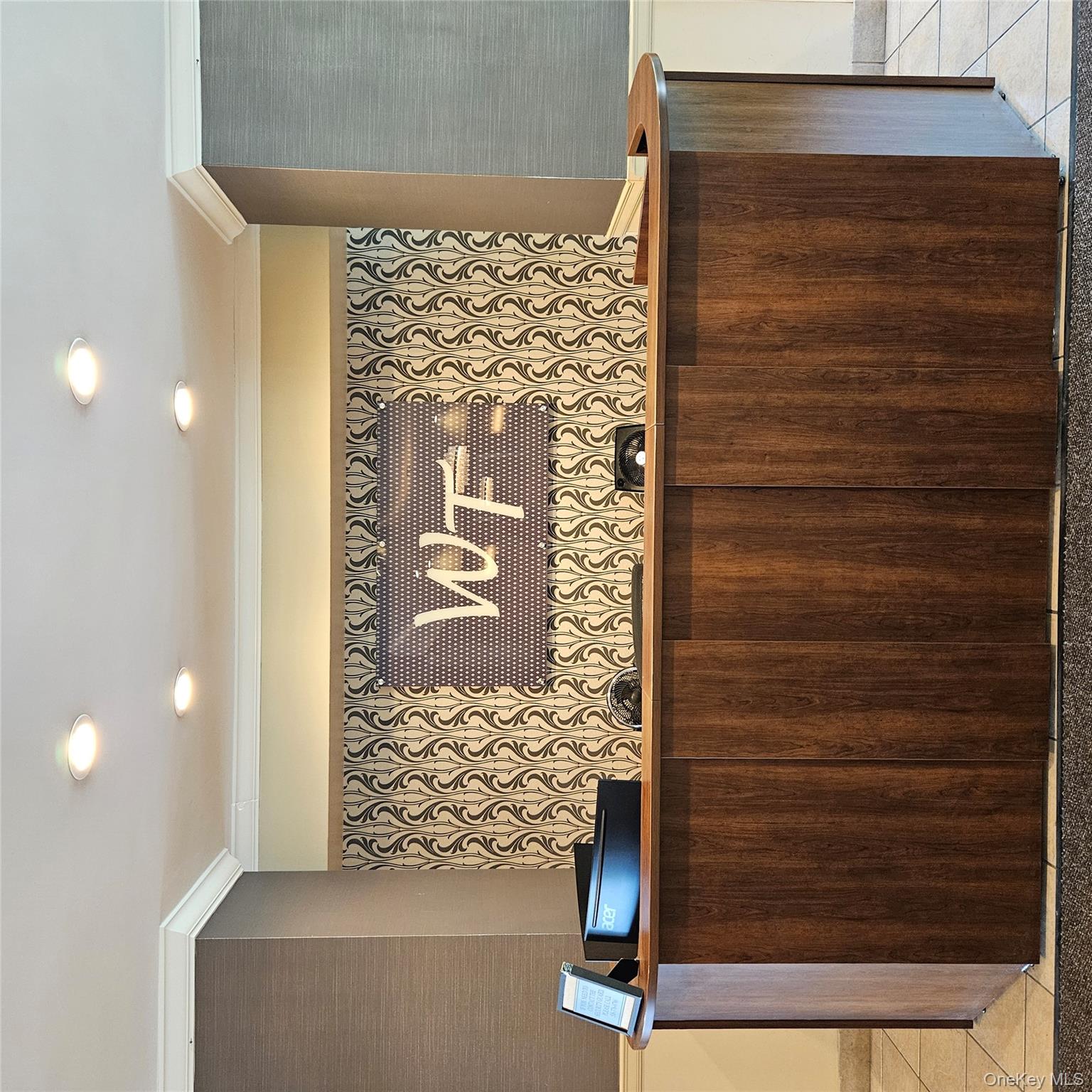 20 Wendell Street # E2, Hempstead, NY 11550