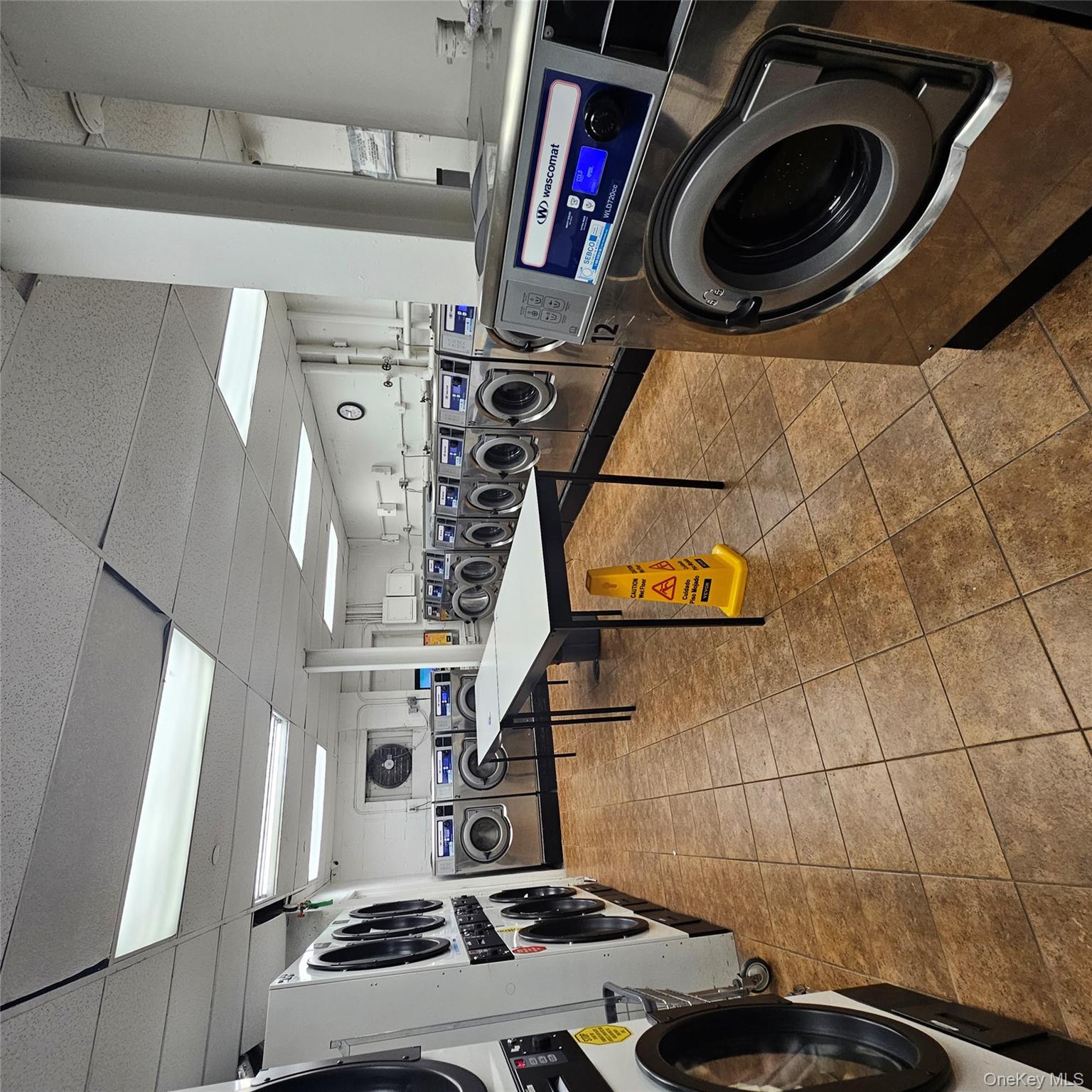 20 Wendell Street # E2, Hempstead, NY 11550