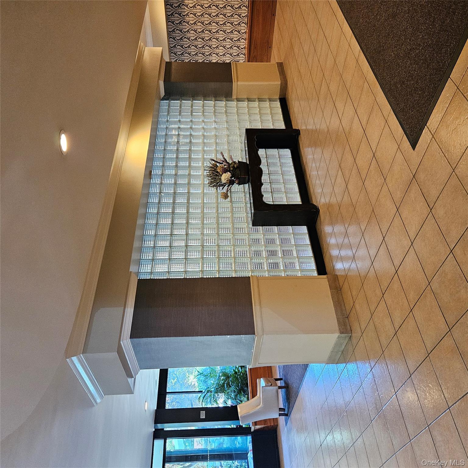 20 Wendell Street # E2, Hempstead, NY 11550