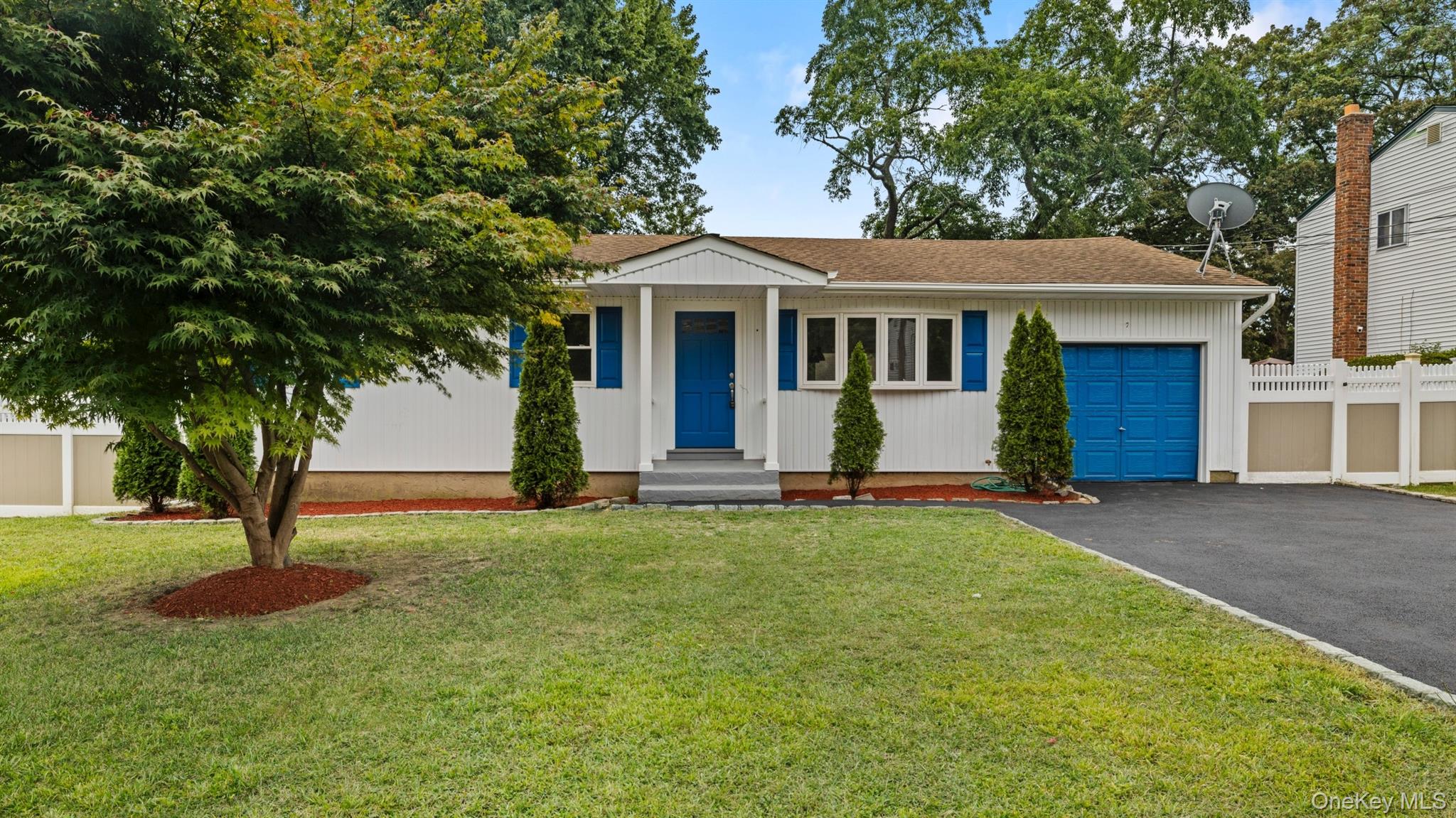 54 Wilson Avenue, Deer Park, NY 11729