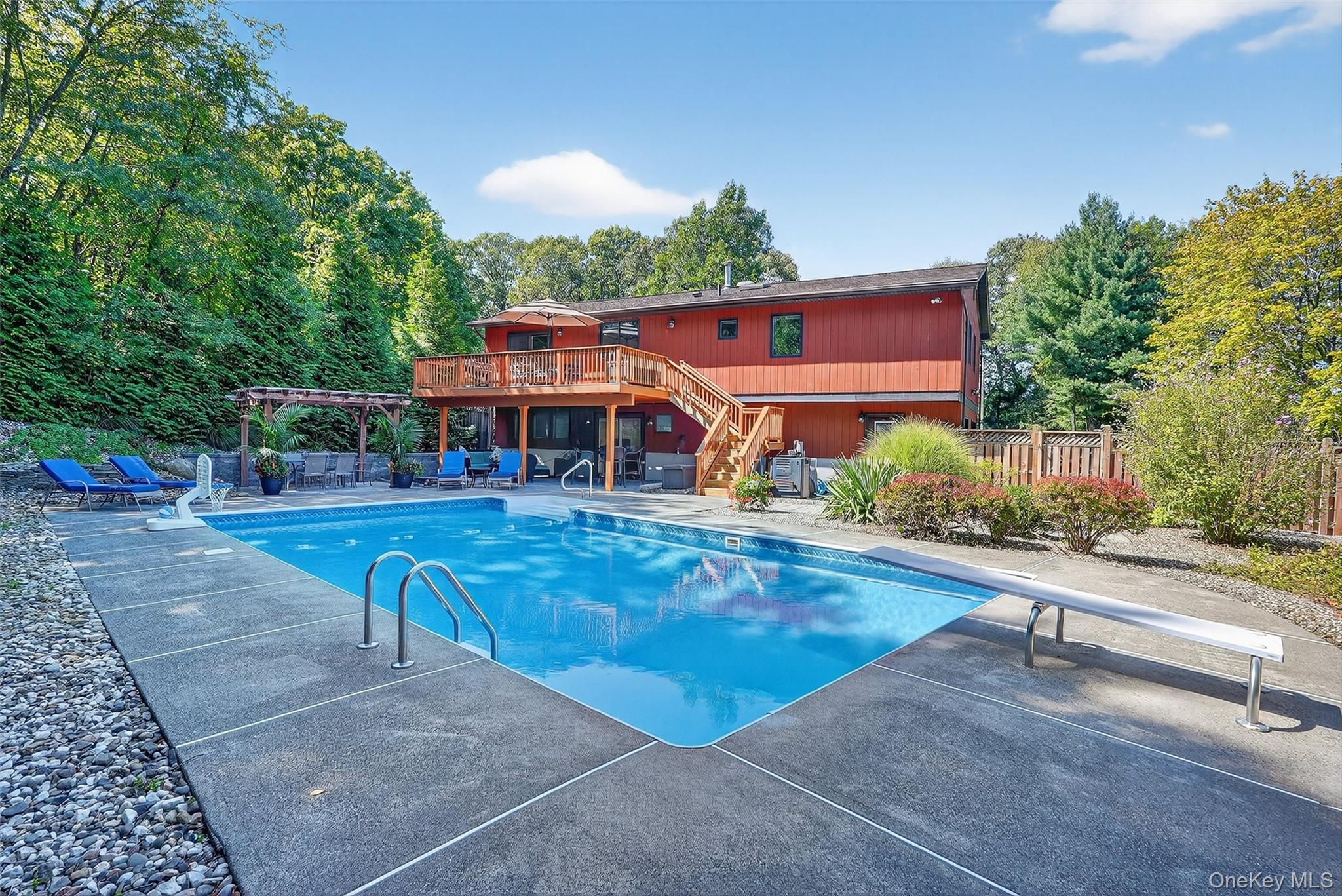 11 Saymor Drive, Bardonia, NY 10954