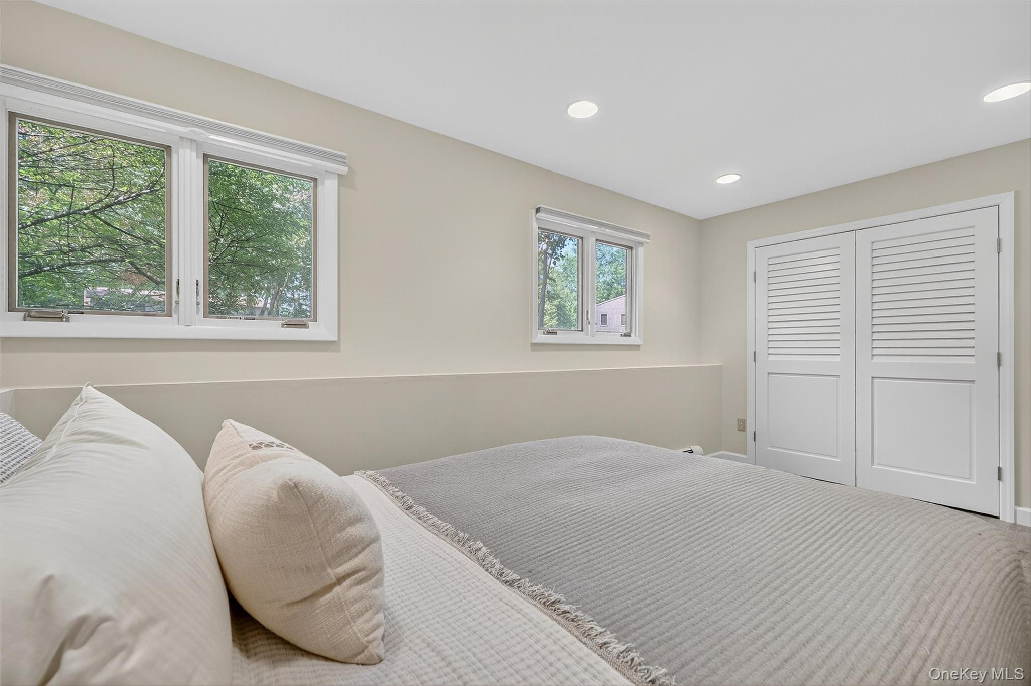 11 Saymor Drive, Bardonia, NY 10954