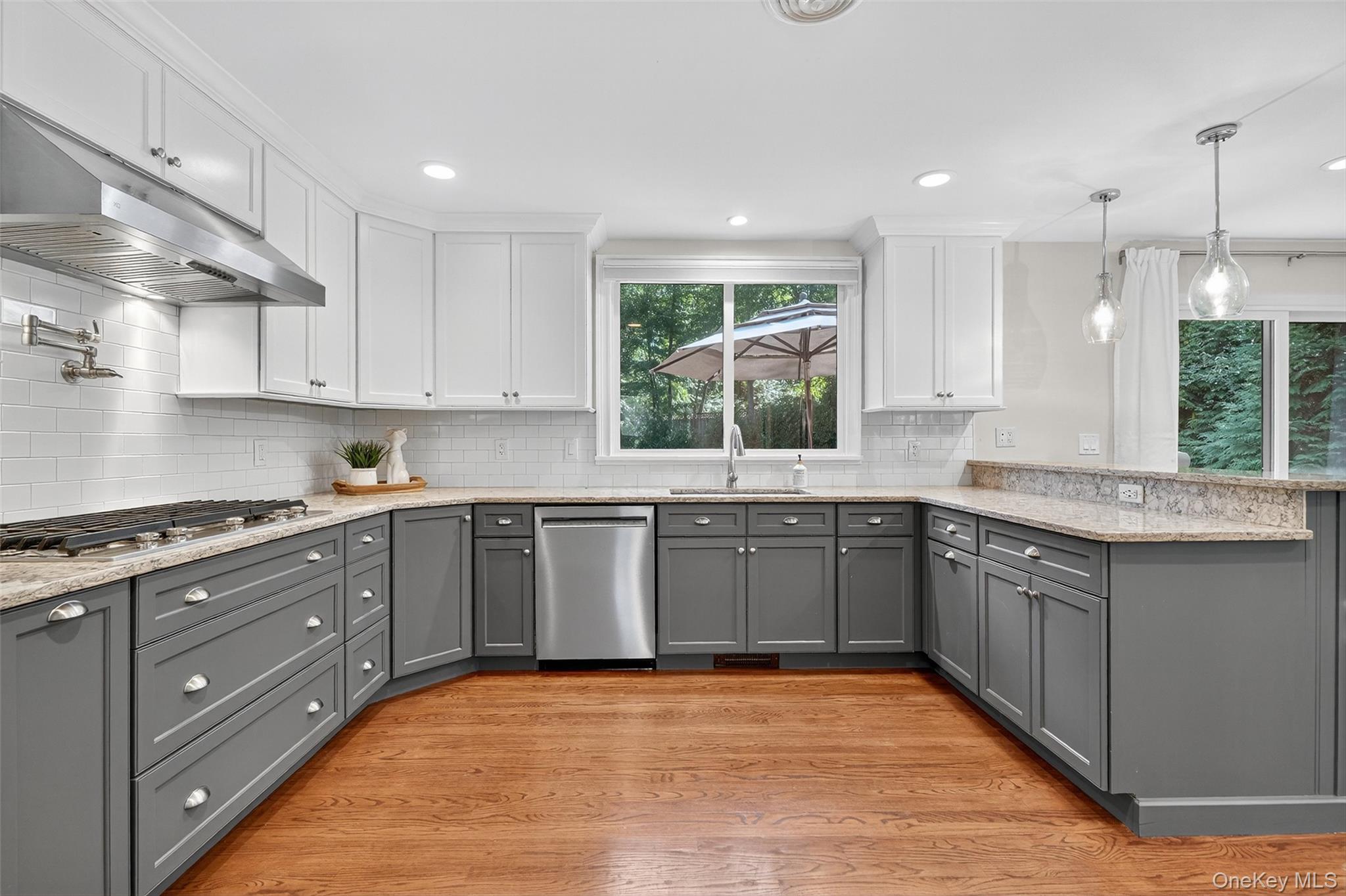 11 Saymor Drive, Bardonia, NY 10954