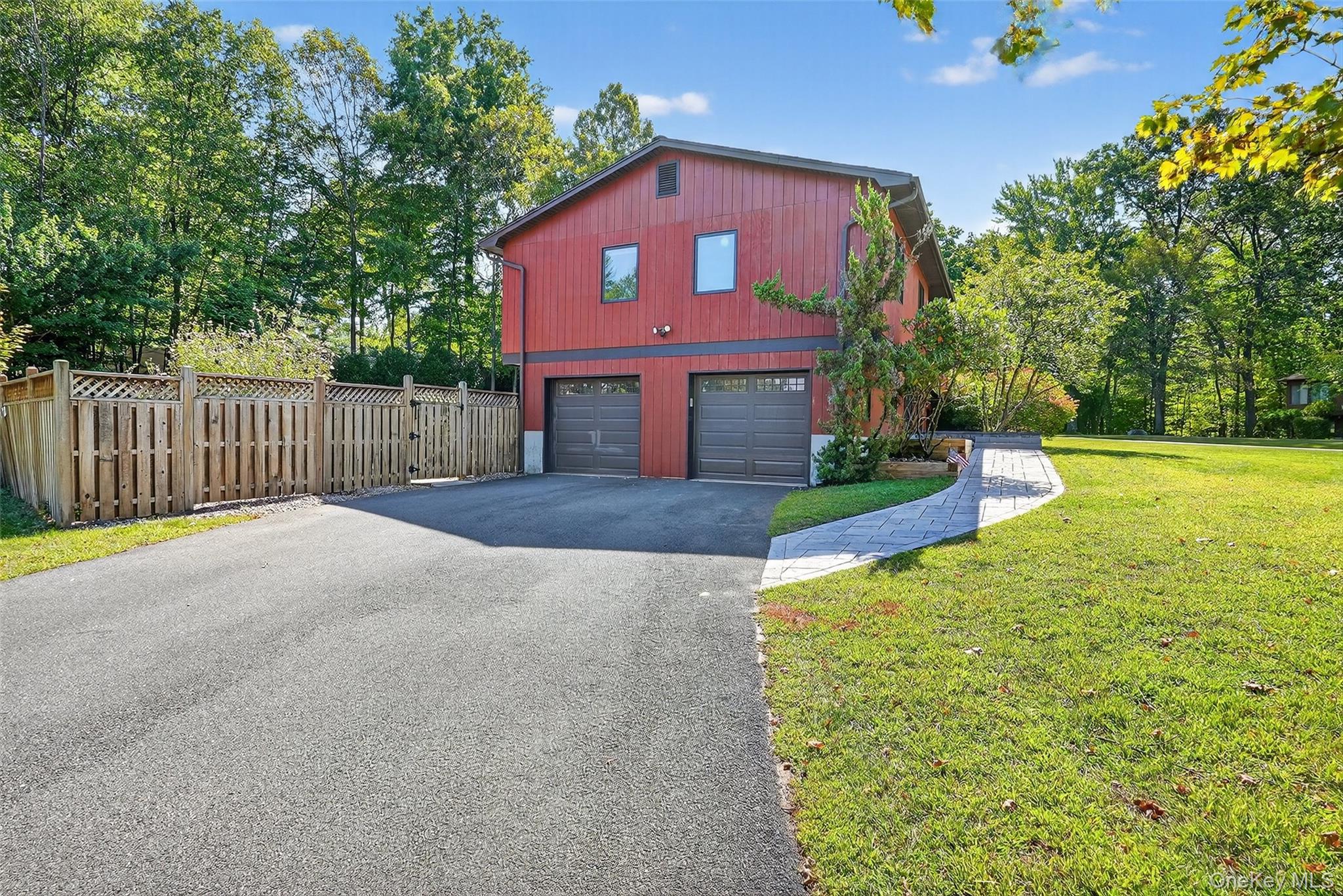 11 Saymor Drive, Bardonia, NY 10954