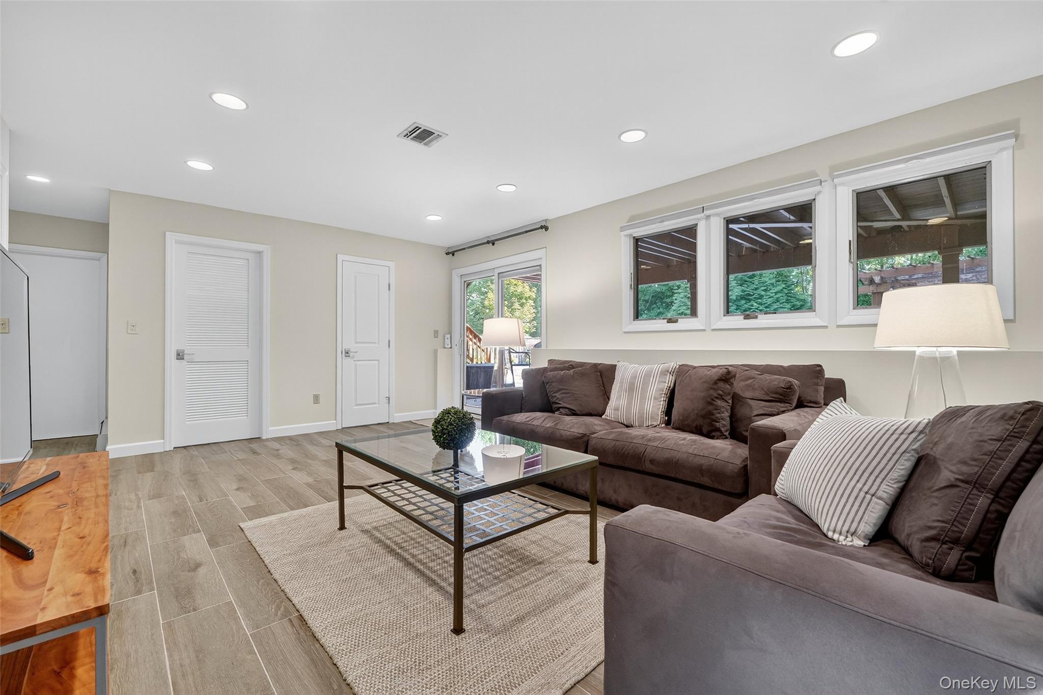 11 Saymor Drive, Bardonia, NY 10954