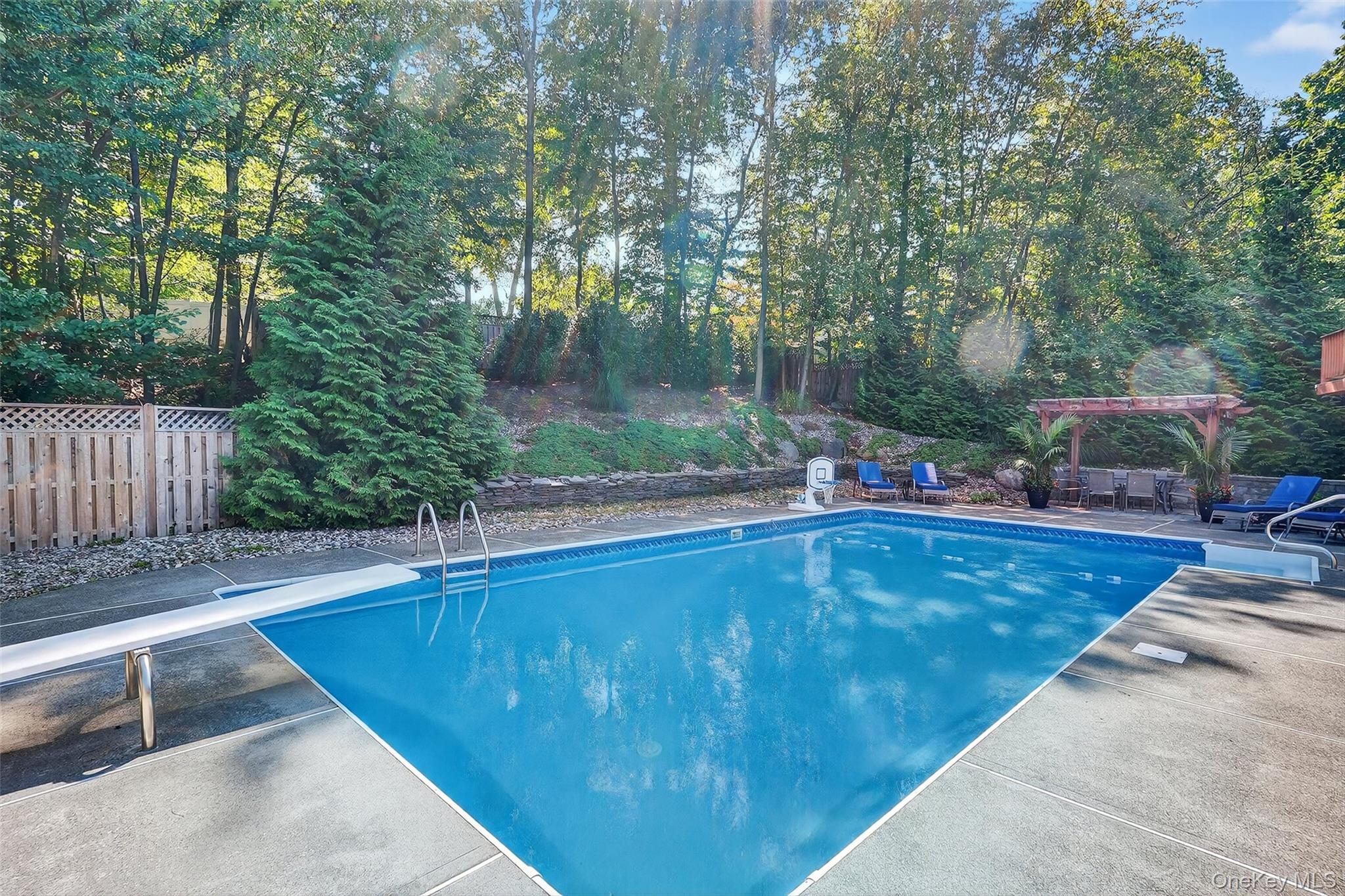 11 Saymor Drive, Bardonia, NY 10954