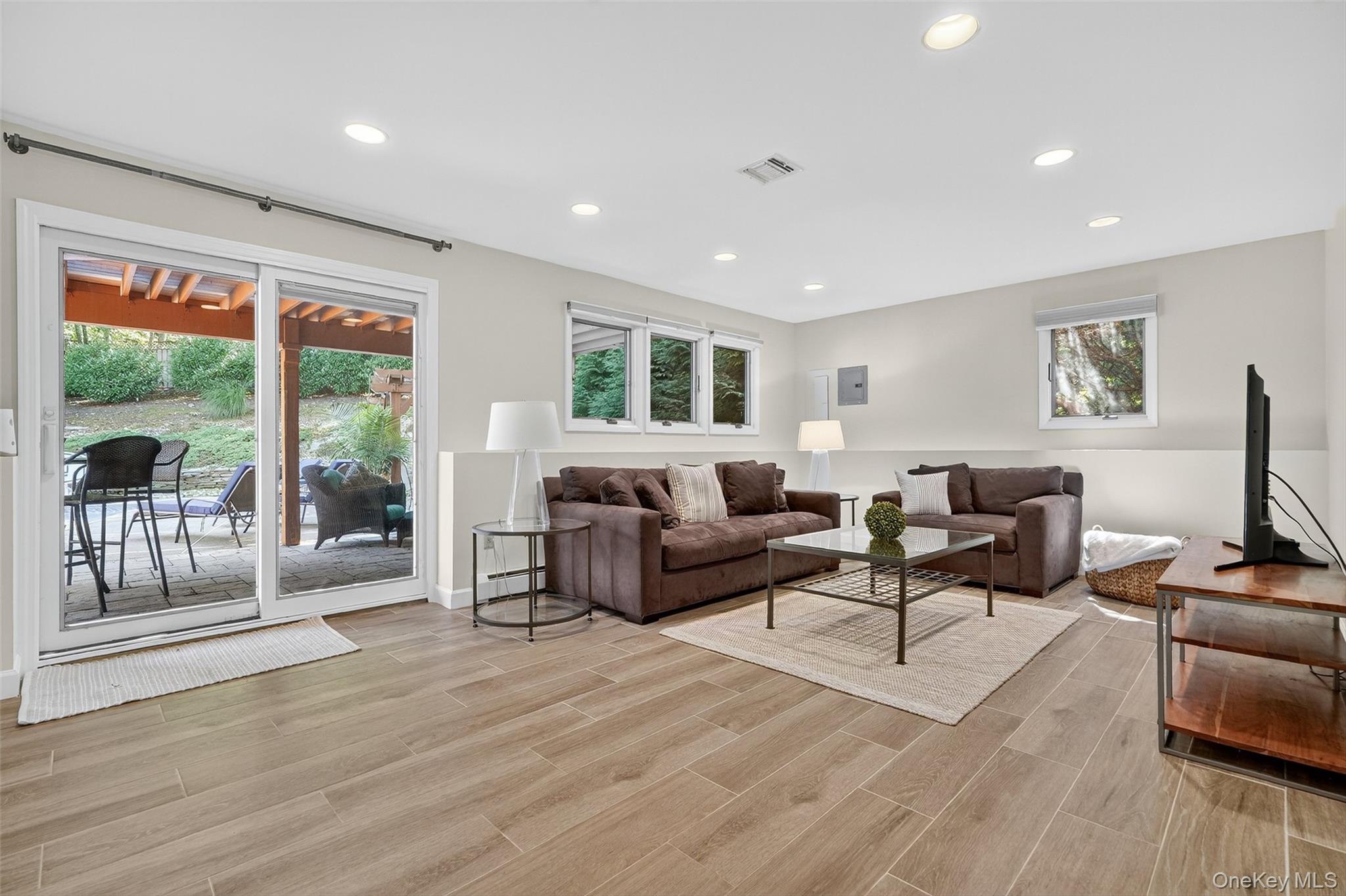 11 Saymor Drive, Bardonia, NY 10954