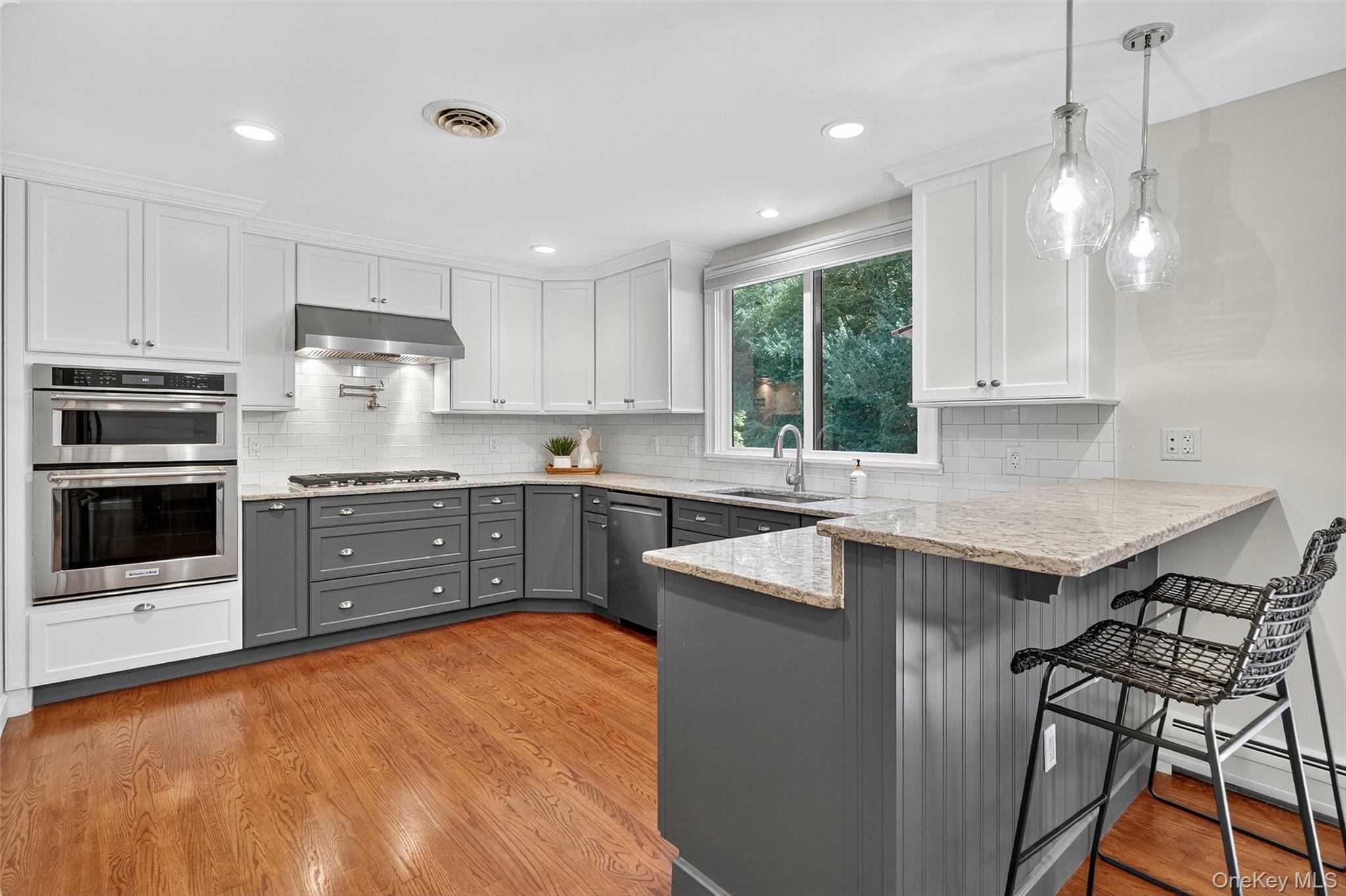 11 Saymor Drive, Bardonia, NY 10954