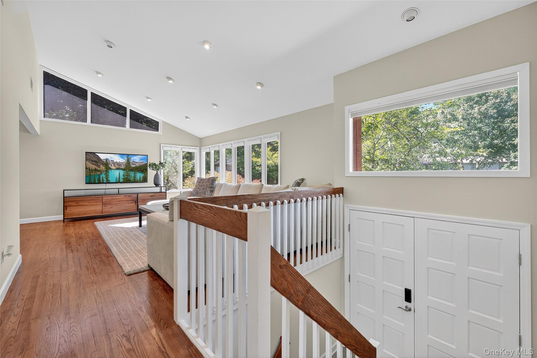 11 Saymor Drive, Bardonia, NY 10954