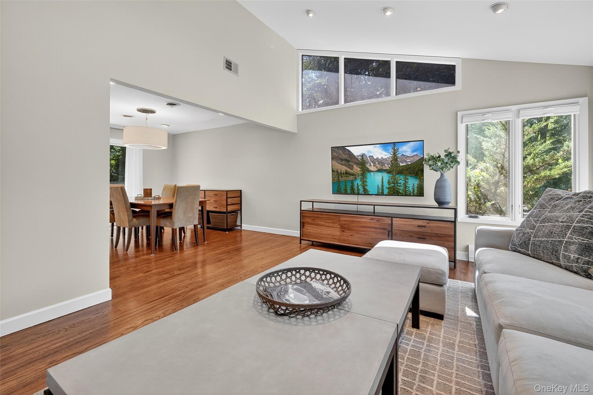 11 Saymor Drive, Bardonia, NY 10954