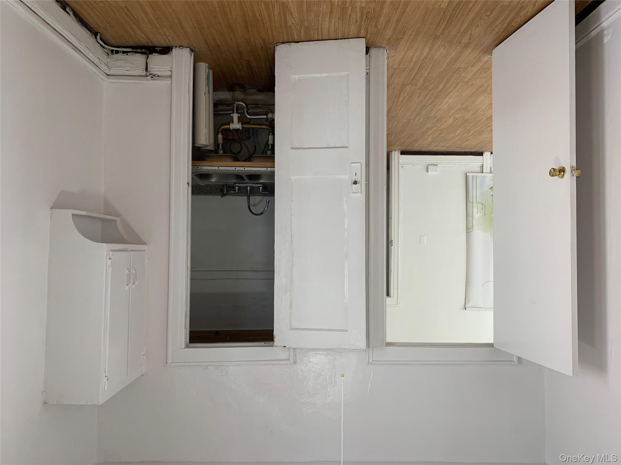 204 Station Plaza N # 204, Mineola, NY 11501