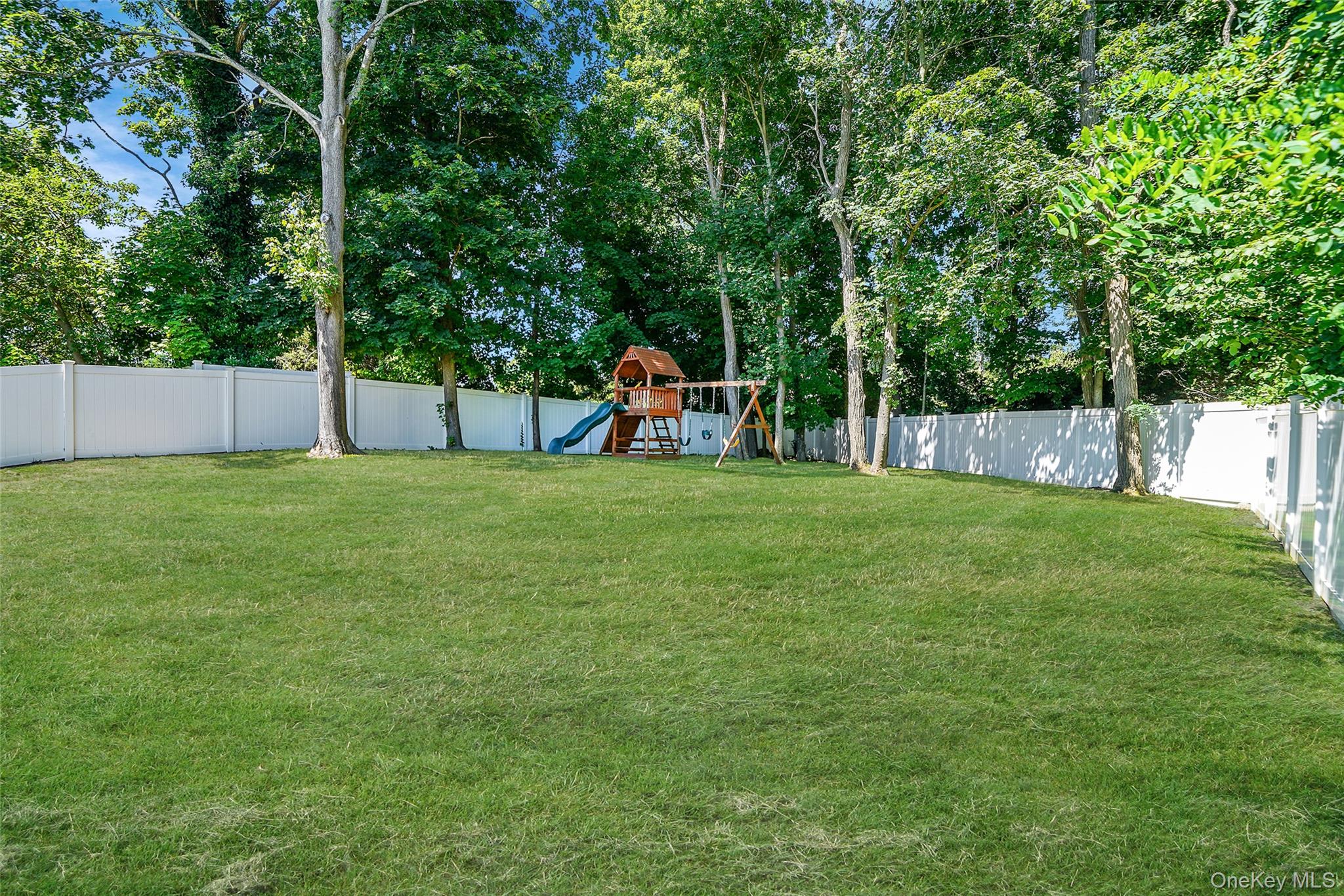 77 Woodland Road, Miller Place, NY 11764