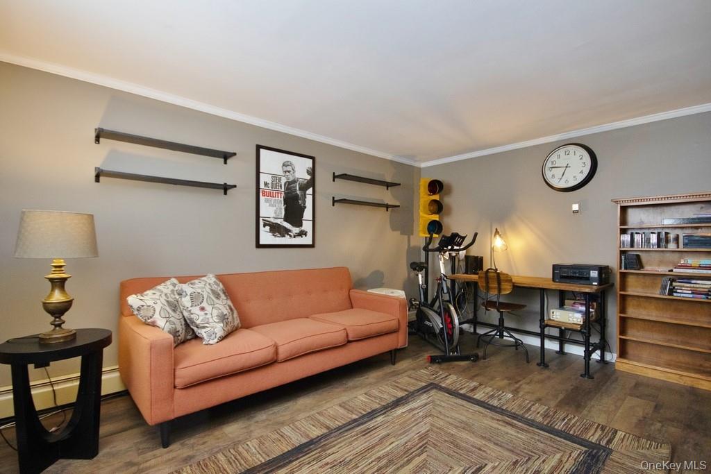 9 Birchwood Lane, Middletown, NY 10940