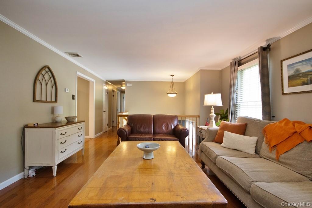 9 Birchwood Lane, Middletown, NY 10940