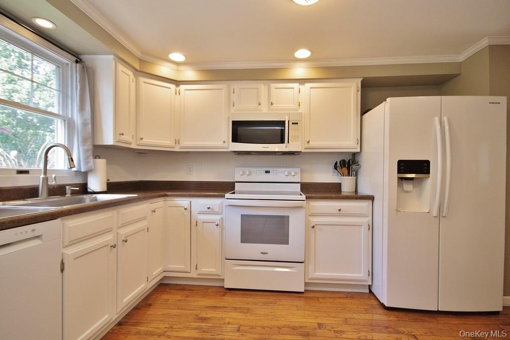 9 Birchwood Lane, Middletown, NY 10940